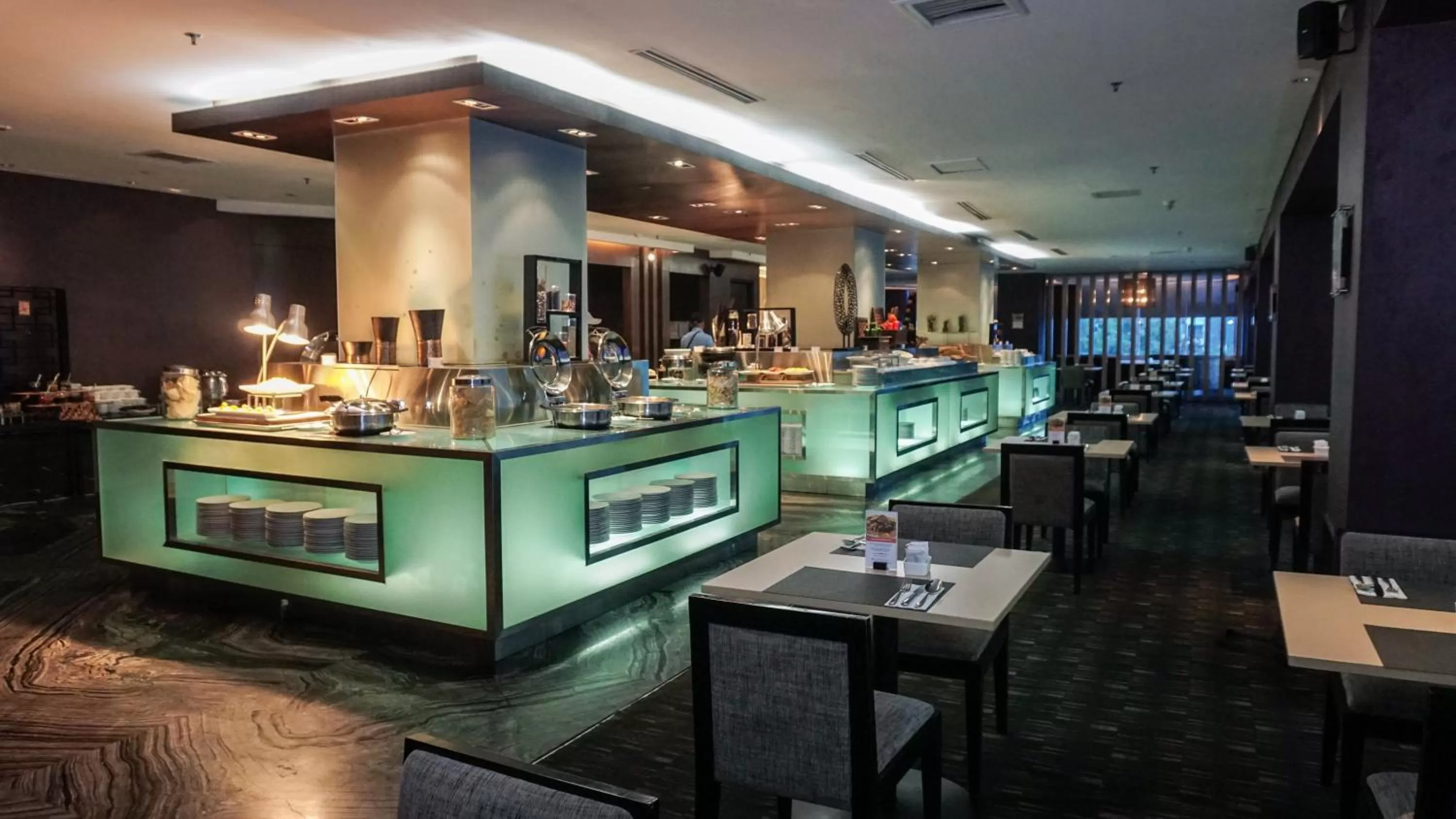 Restaurant/Places to Eat in Swiss-Belhotel Mangga Besar