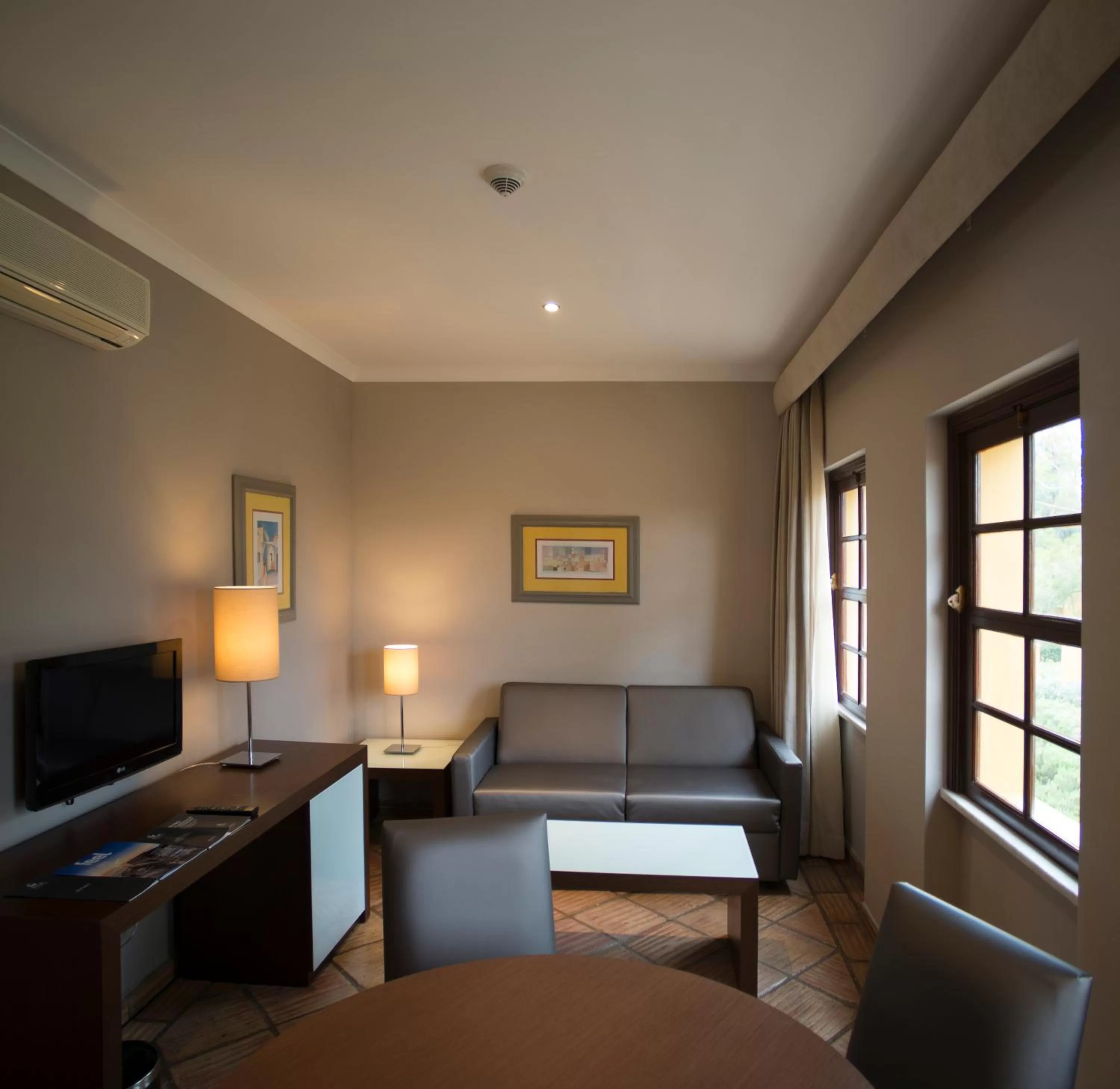 Living room in Vila Gale Albacora