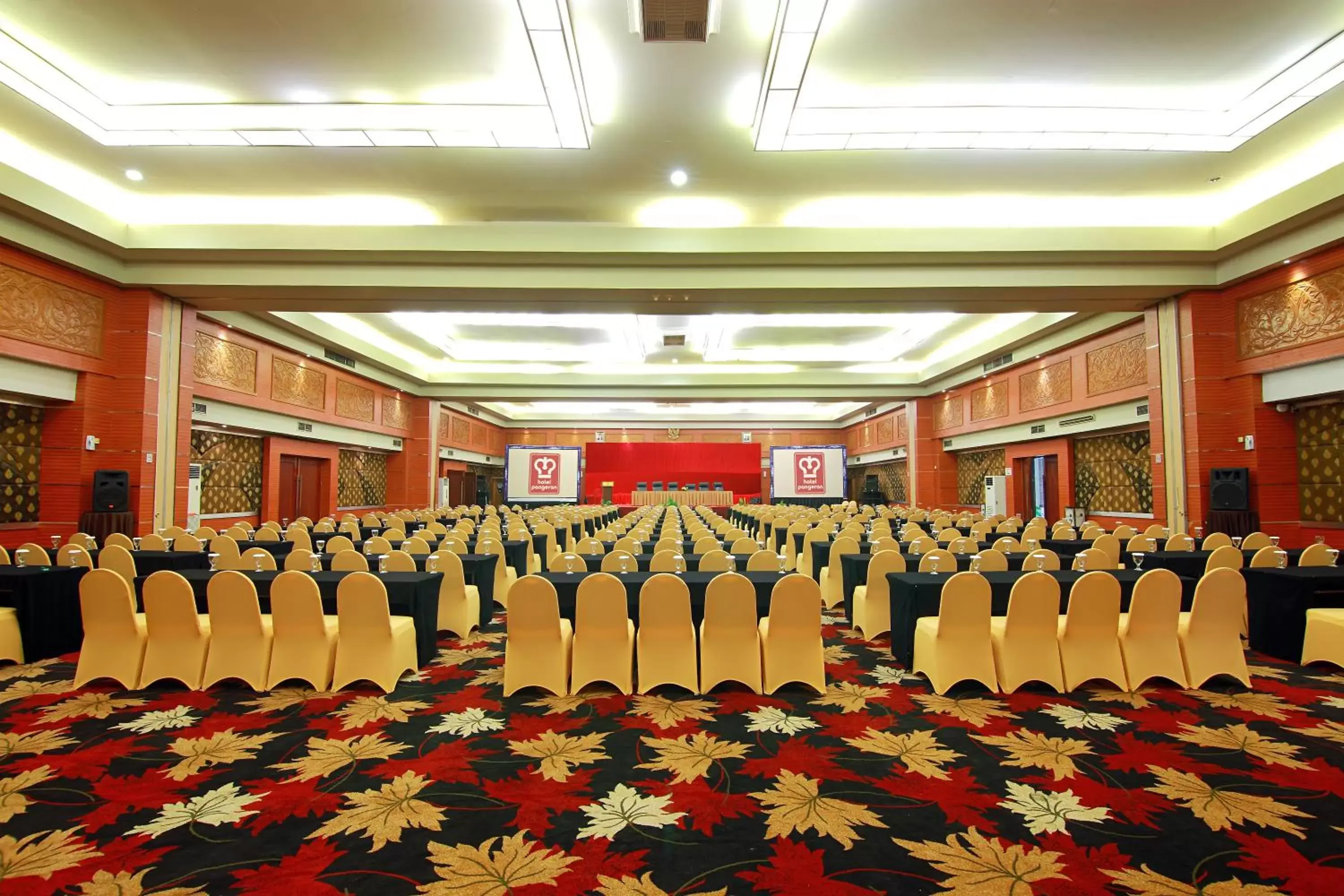 Banquet/Function facilities in Pangeran Beach Hotel