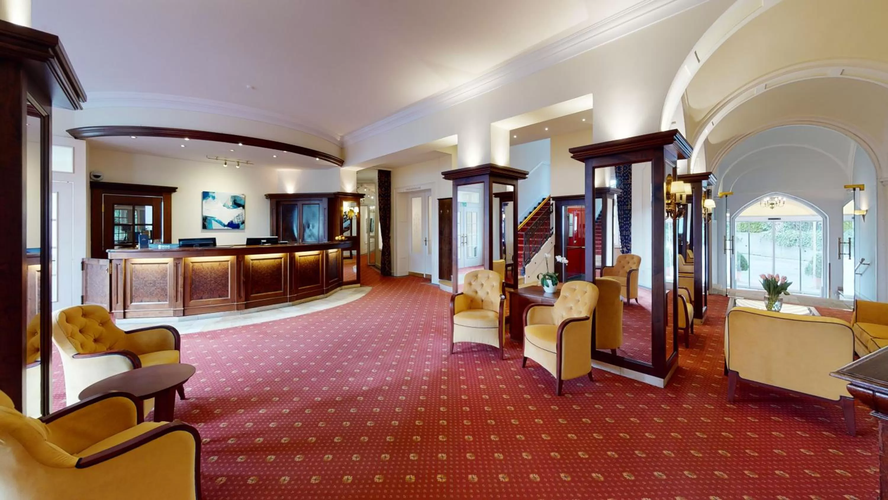 Lobby or reception in Hotel Oranien Wiesbaden