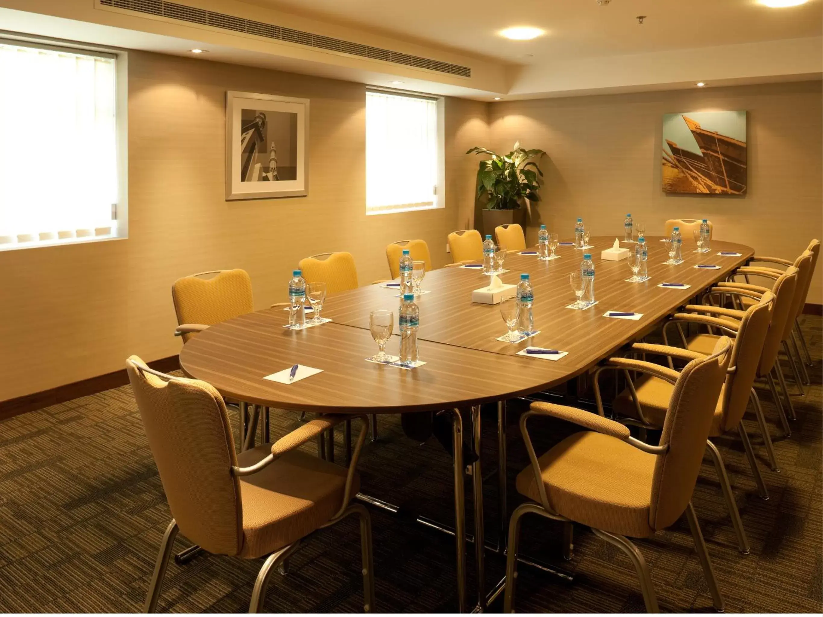 Business facilities in Citymax Sharjah