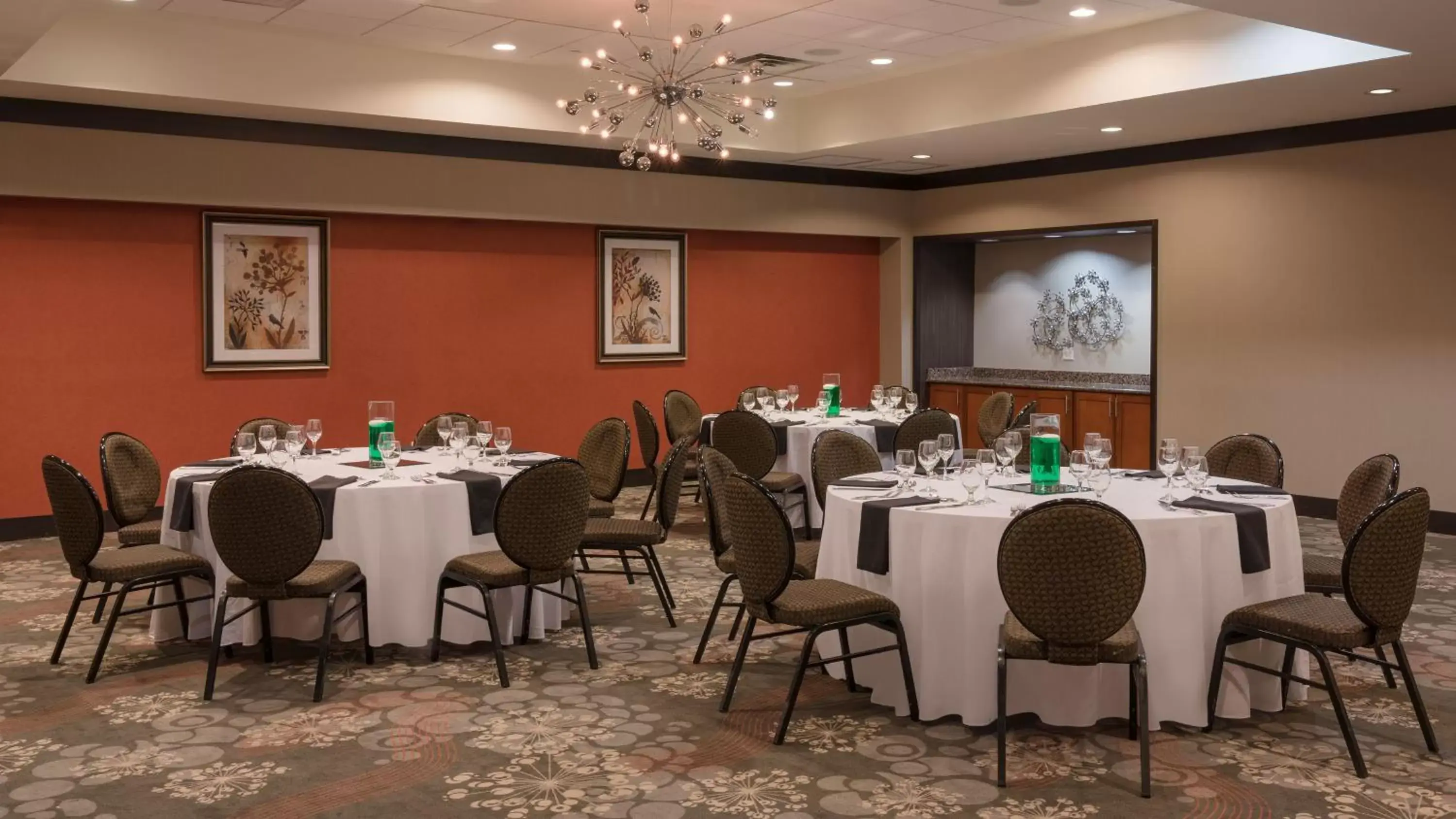 Banquet/Function facilities, Restaurant/Places to Eat in Holiday Inn Houston West - Westway Park, an IHG Hotel