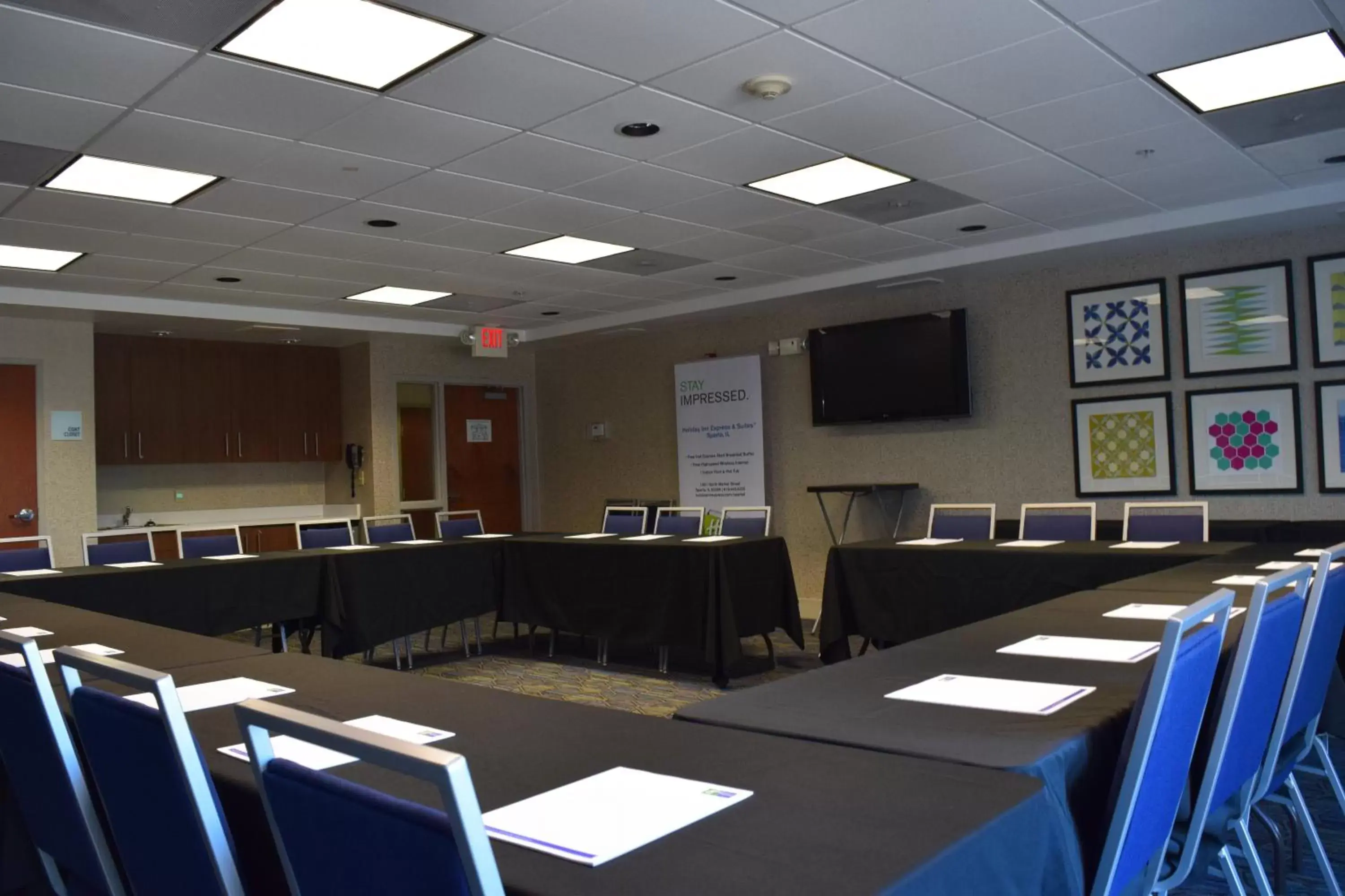 Meeting/conference room in Holiday Inn Express & Suites - Murphysboro - Carbondale, an IHG Hotel