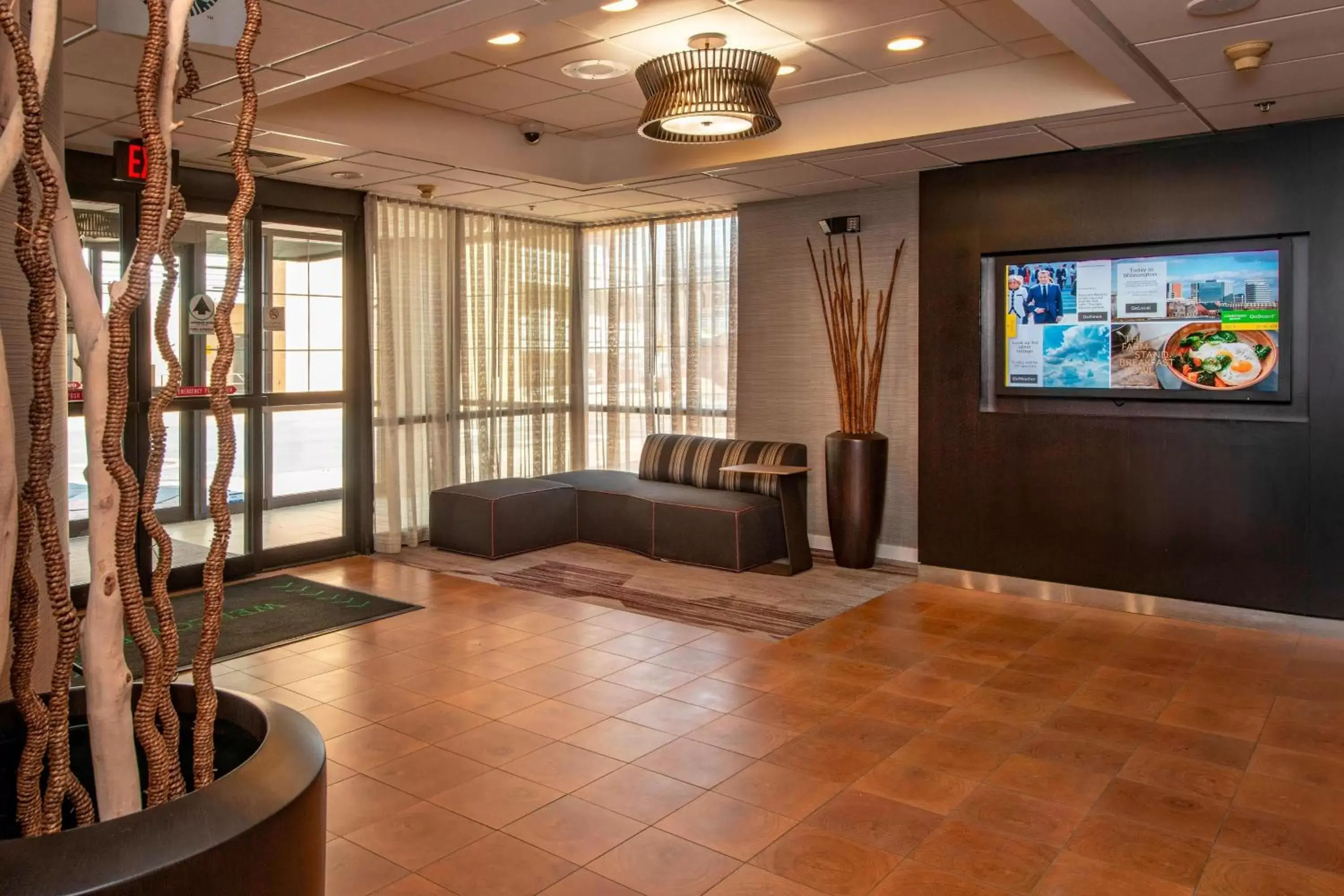 Lobby or reception, Seating Area in Courtyard Wilmington Downtown