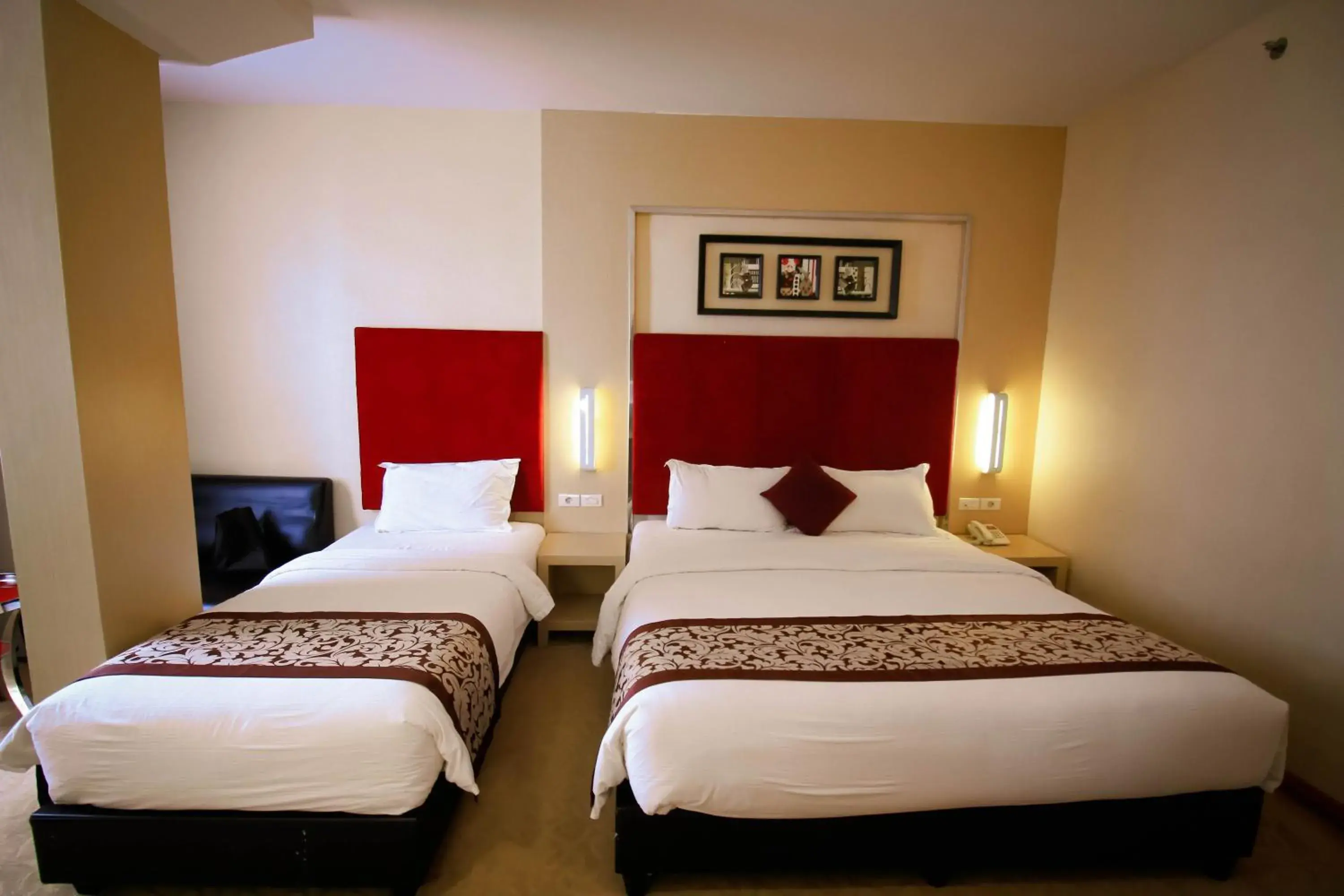 Bed in Batam City Hotel