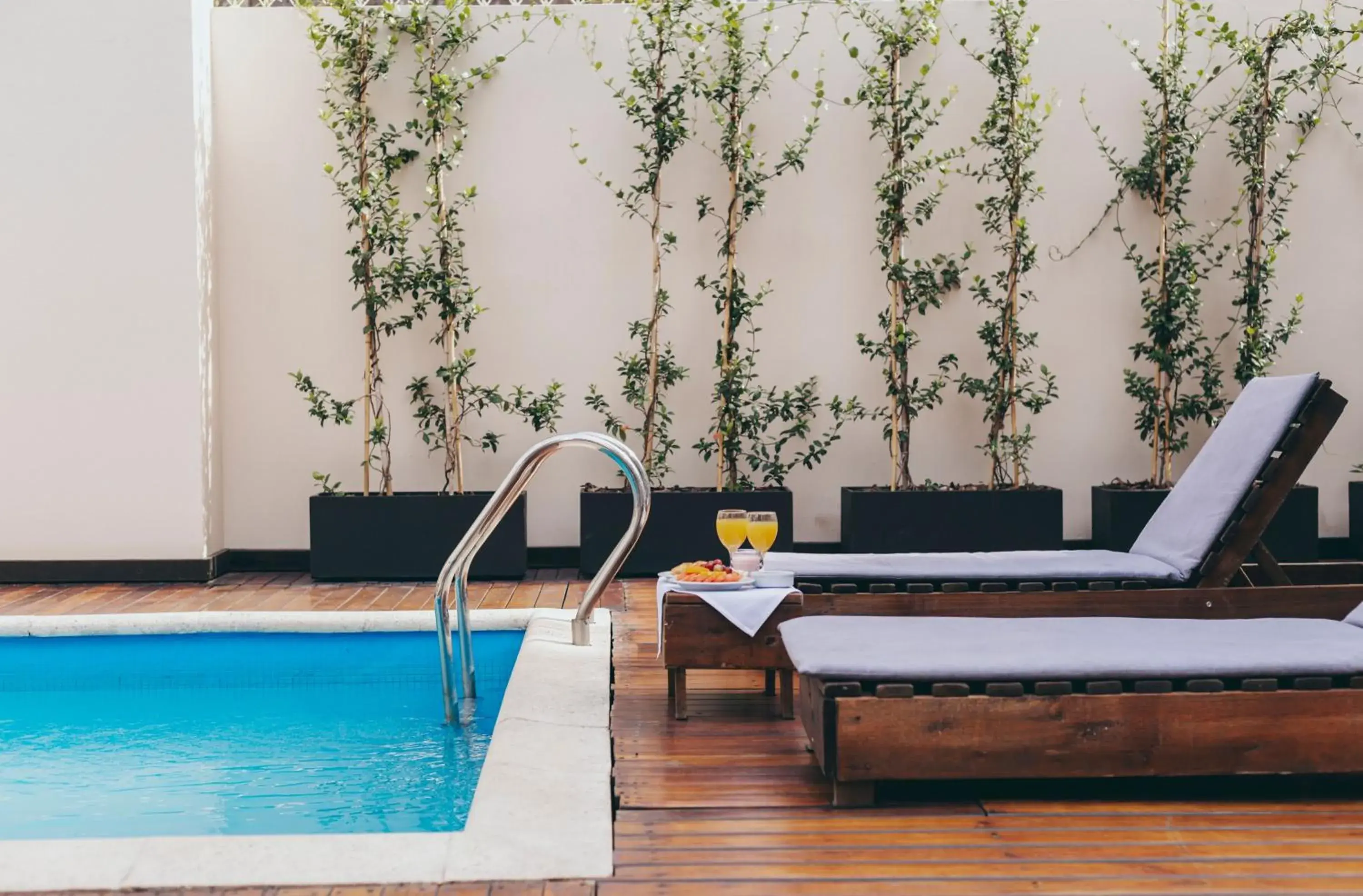 Swimming Pool in Americas Towers Hotel