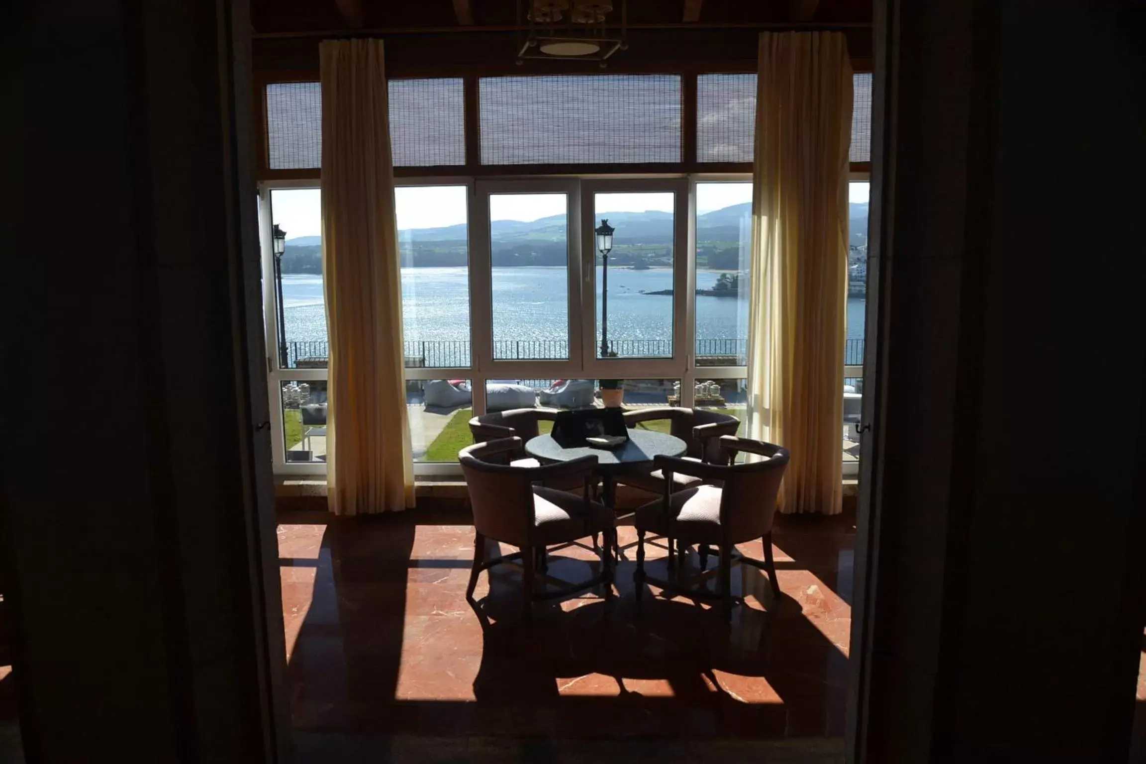 Lounge or bar, Dining Area in Parador de Ribadeo