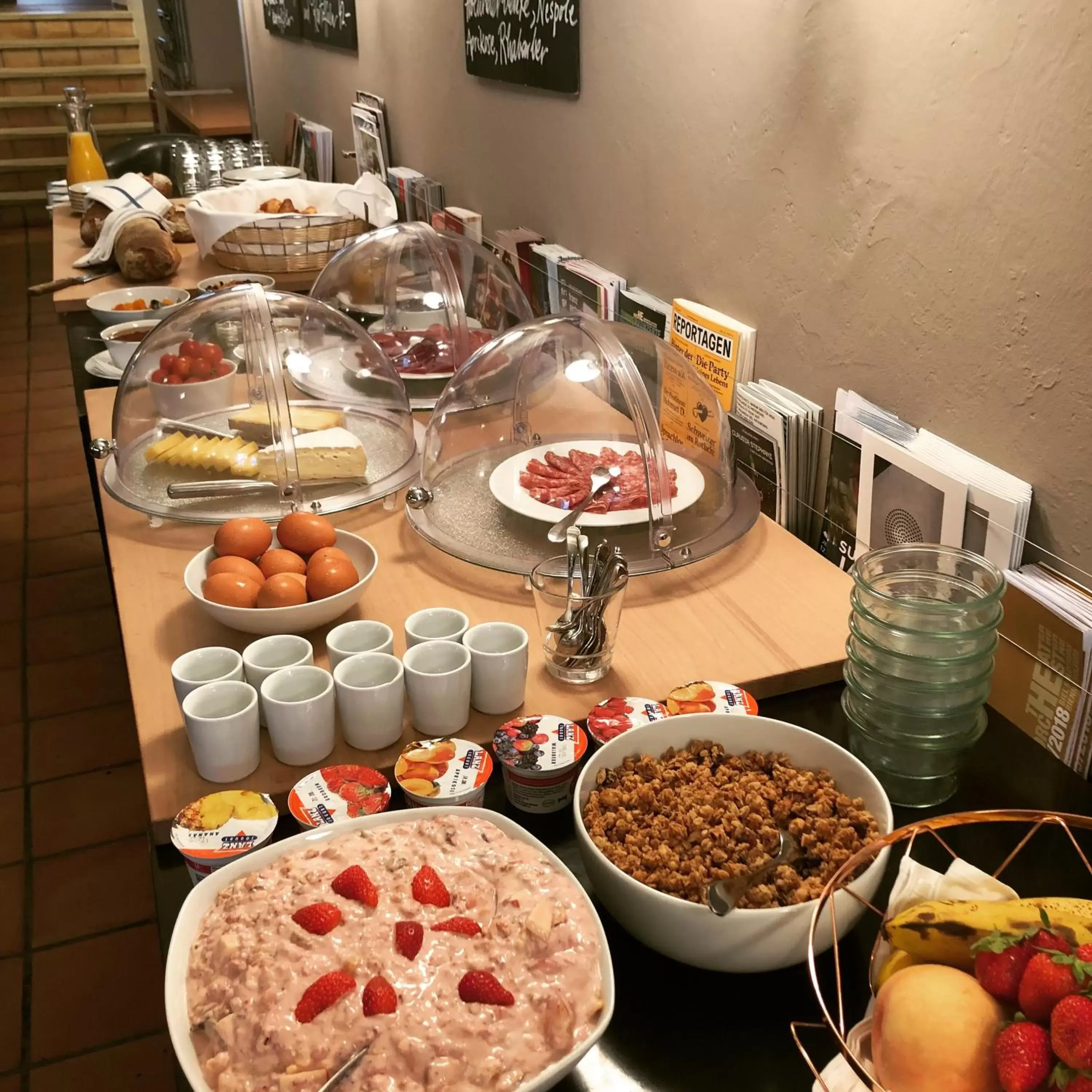 Continental breakfast, Food in Baseltor Hotel & Restaurant