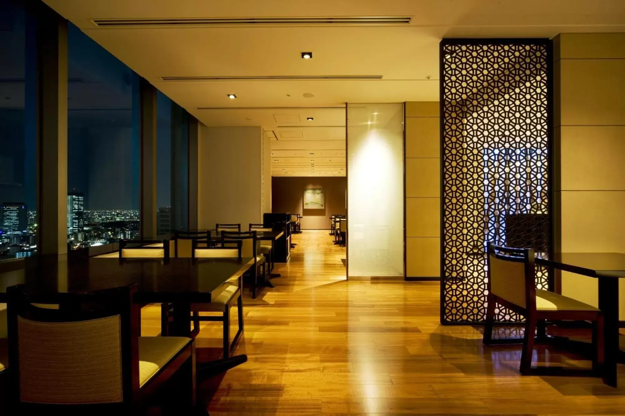 Lounge or bar, Restaurant/Places to Eat in Imperial Hotel Osaka