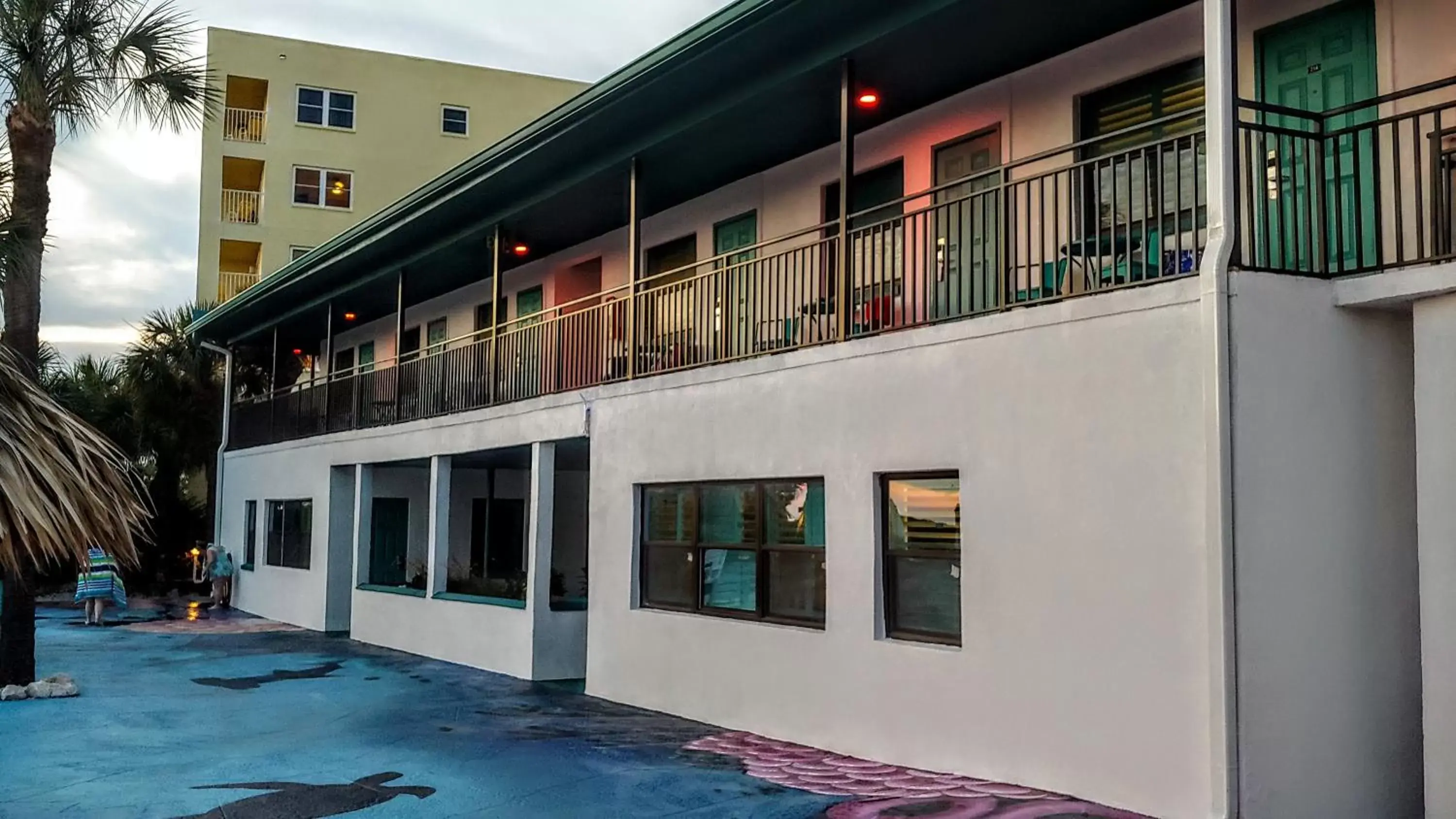 Balcony/Terrace, Property Building in Tahitian Beach Resort