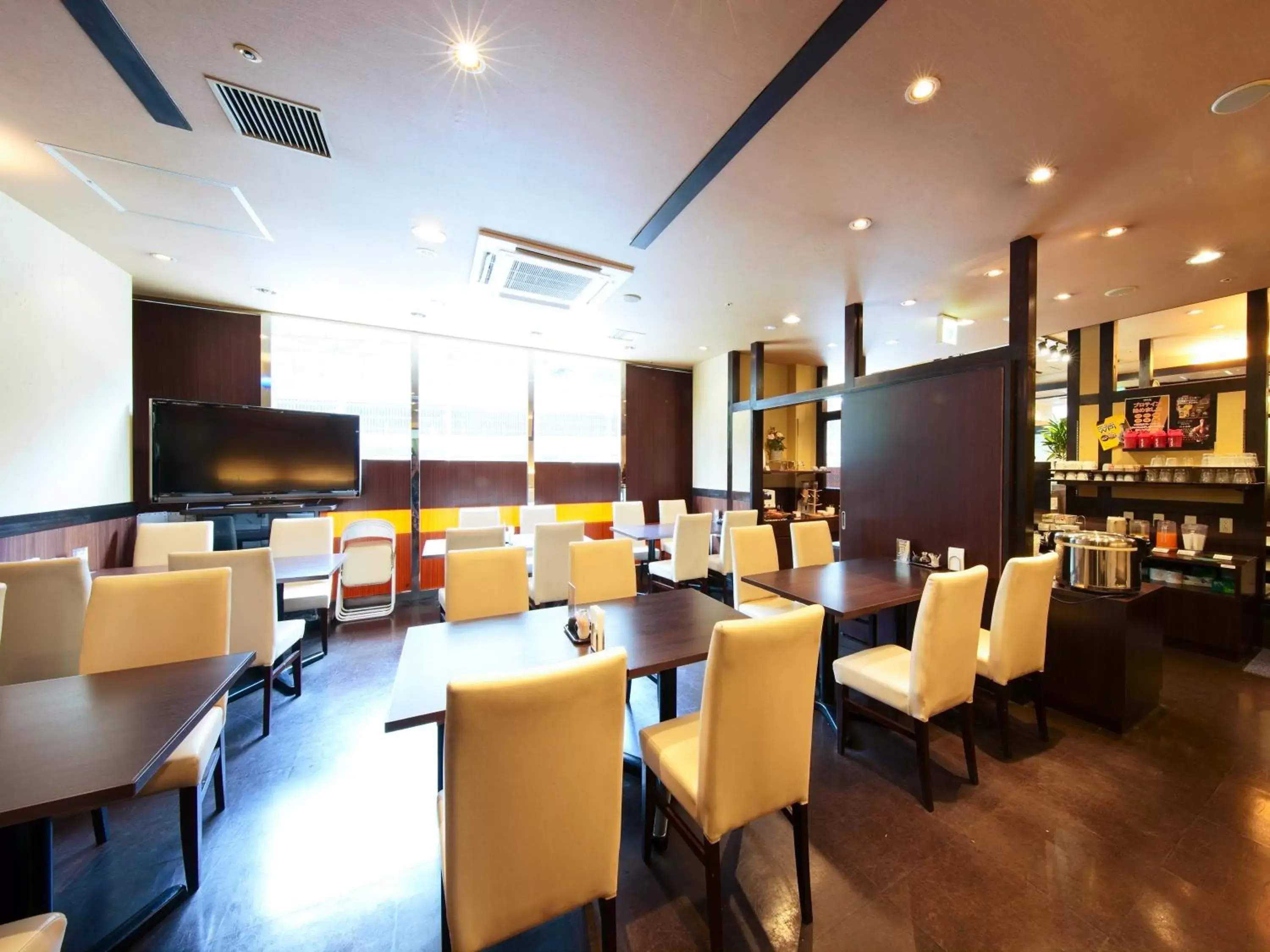 Restaurant/Places to Eat in APA Hotel Osaka-Tanimachi 4 Chome-Ekimae