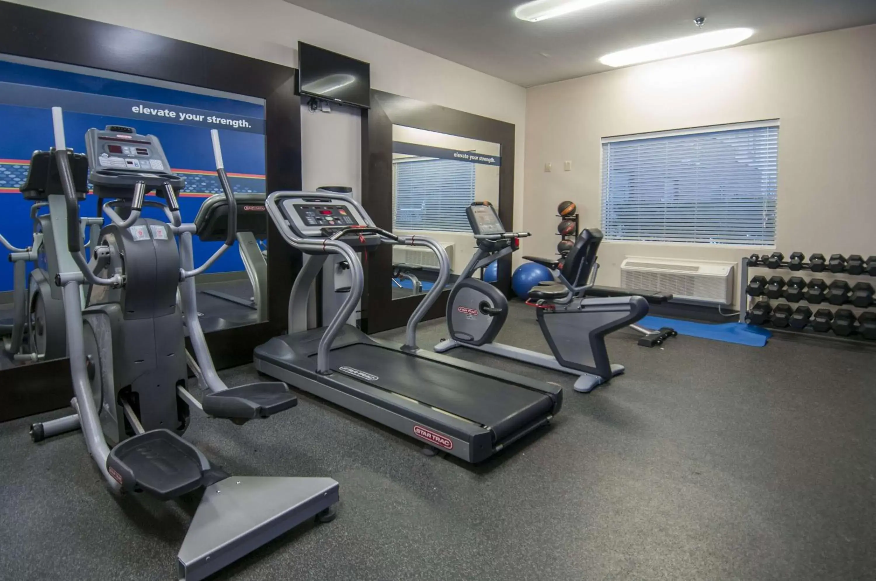 Fitness centre/facilities, Fitness Center/Facilities in Hampton Inn and Suites Waxahachie