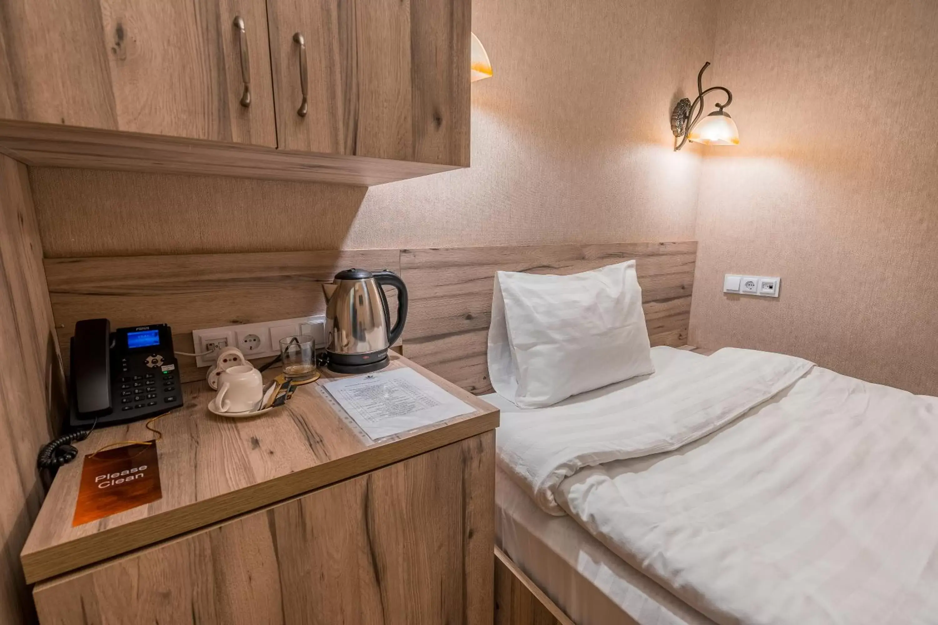 Bed in Hotel Imperial House Bed in Hotel Imperial House