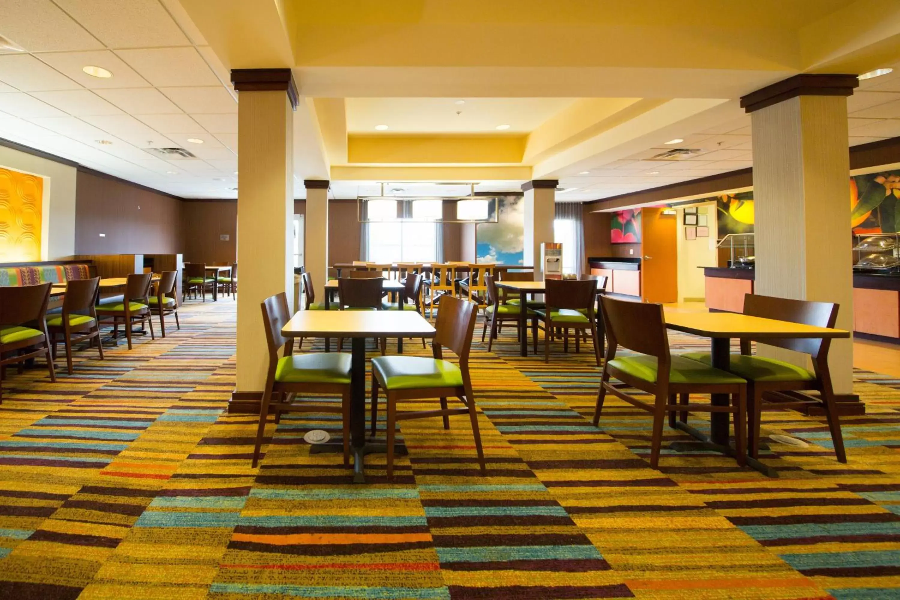 Breakfast, Restaurant/Places to Eat in Fairfield Inn & Suites by Marriott Cordele