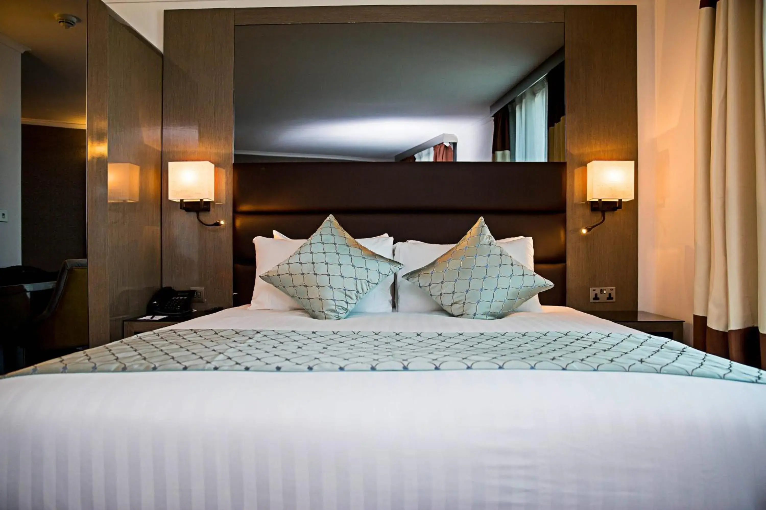 Bedroom, Bed in Atrium Hotel Heathrow Bedroom, Bed in Atrium Hotel Heathrow