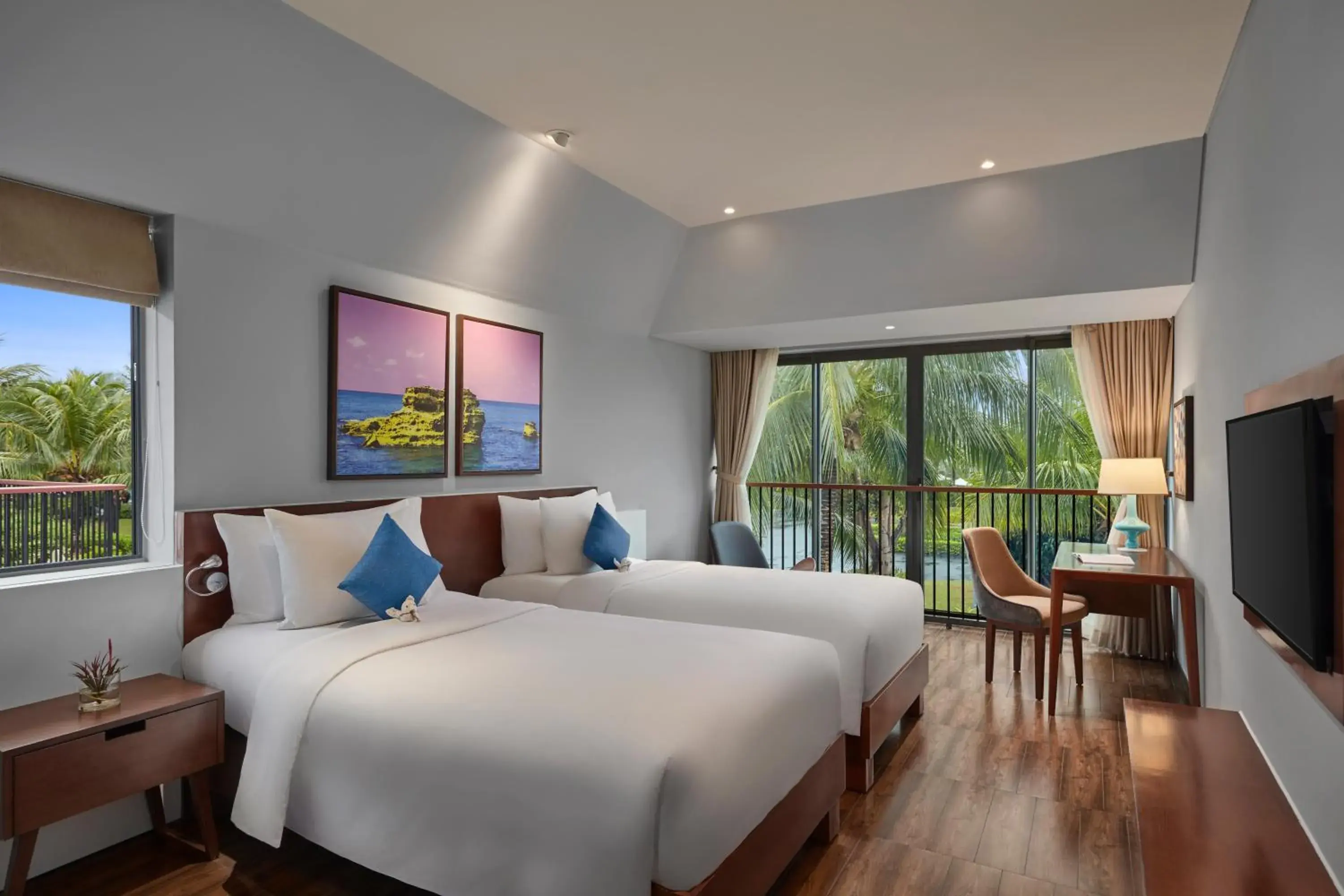 Bed in Best Western Premier Sonasea Villas Phu Quoc