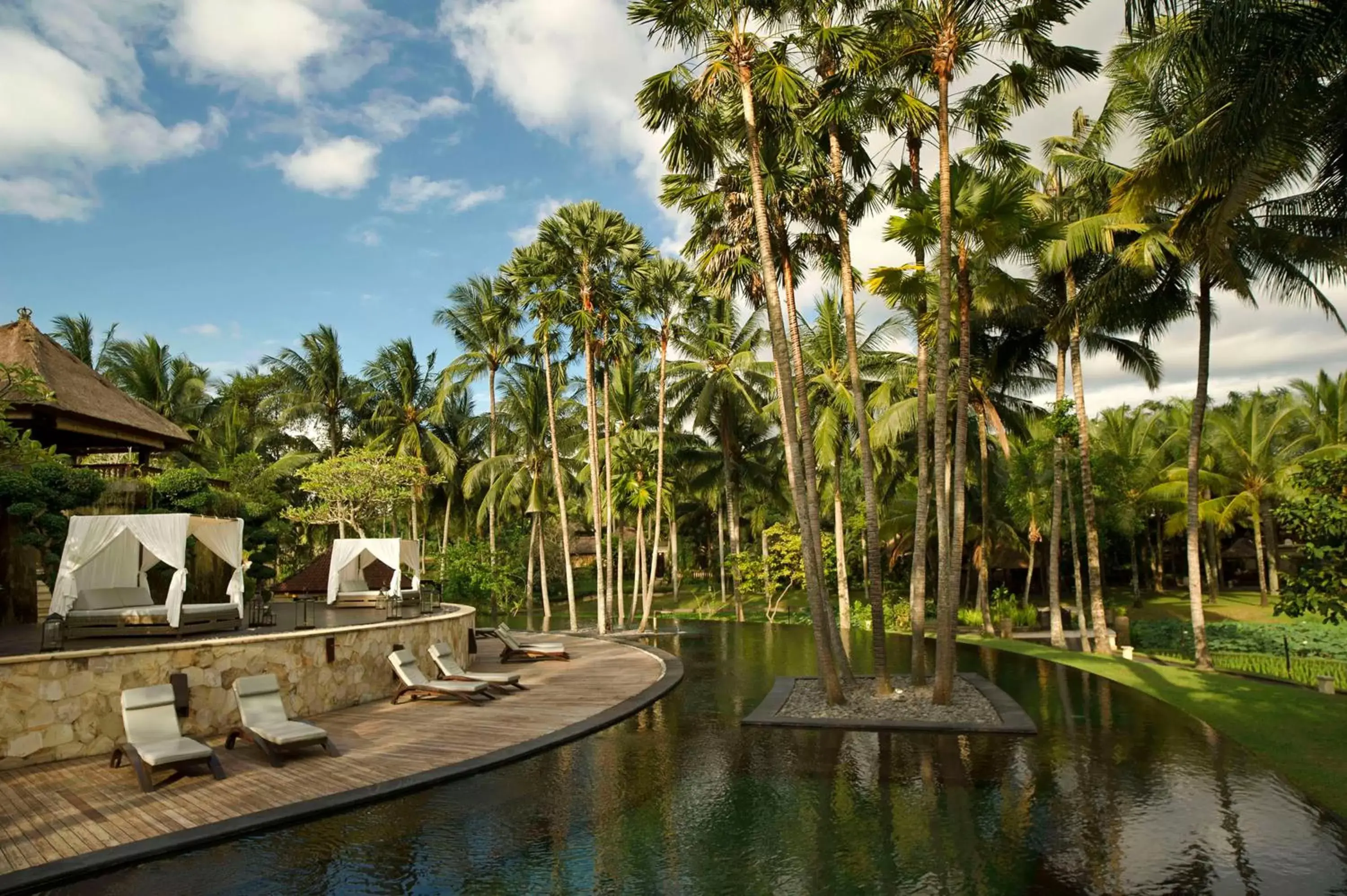 Facade/entrance, Swimming Pool in The Ubud Village Resort & Spa