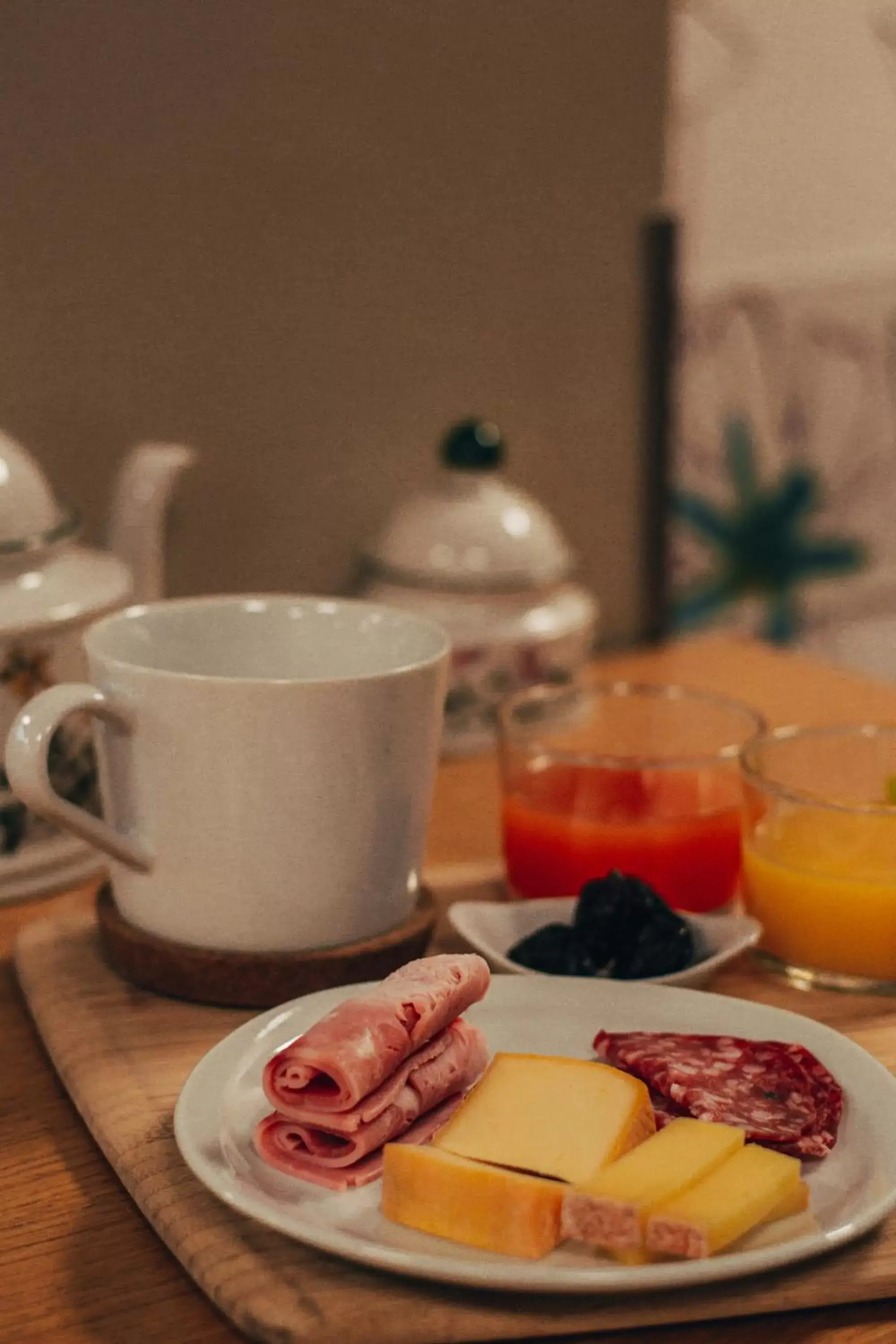 Buffet breakfast in Garden Hotel Rennes Centre Gare