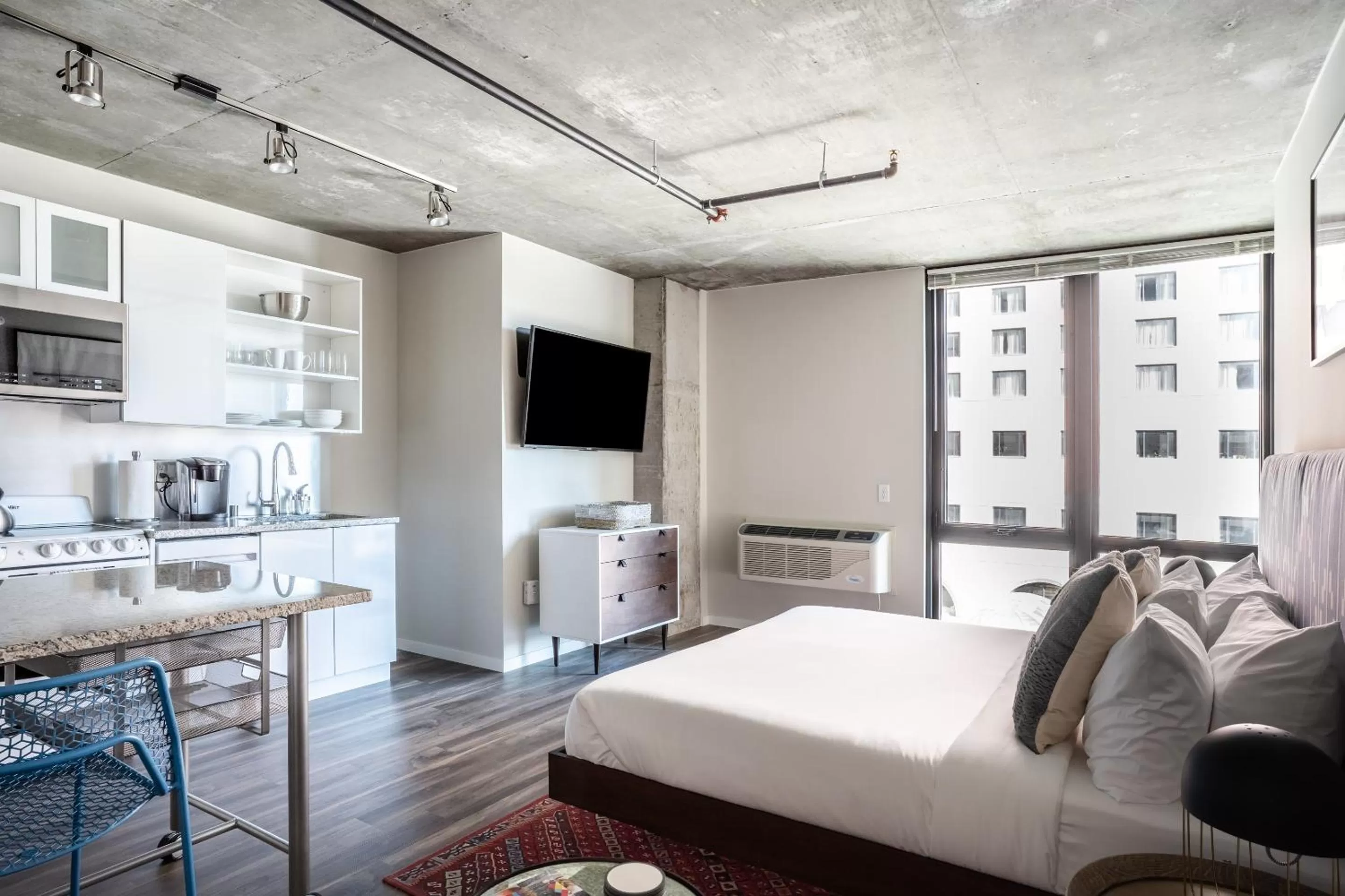 Mint House Minneapolis - Downtown West