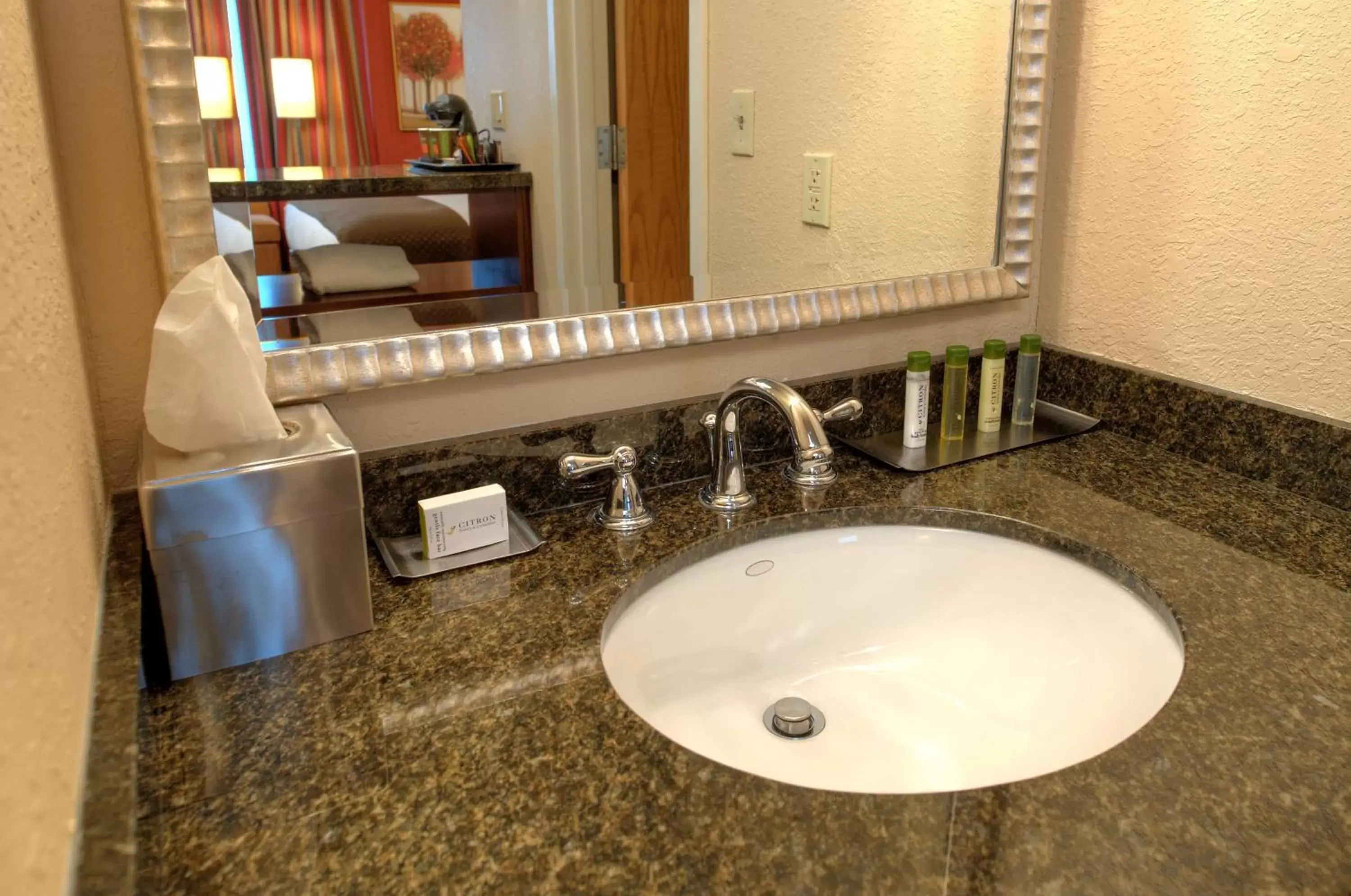 Bathroom in DoubleTree by Hilton Hotel St. Louis - Chesterfield