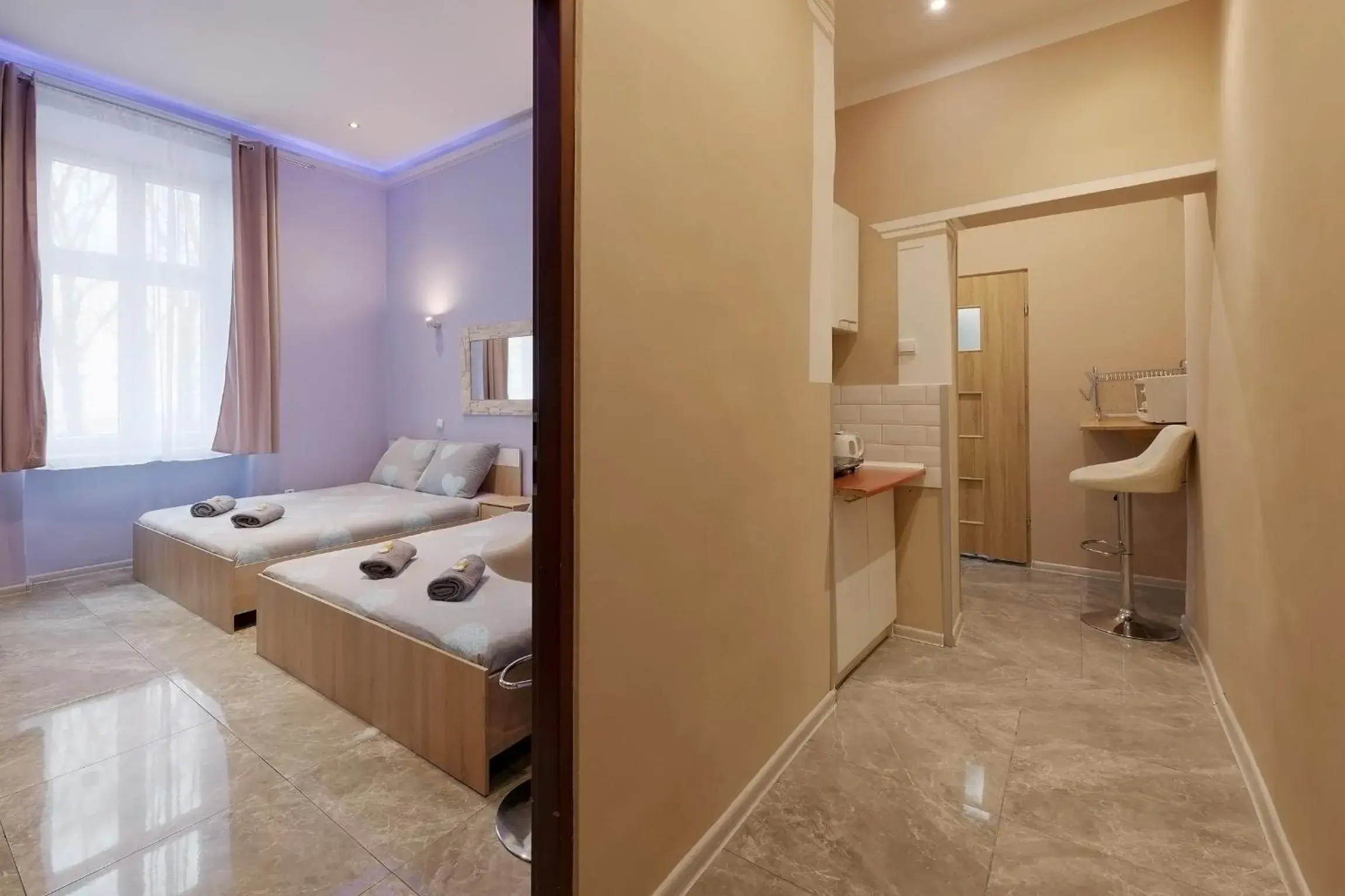 Bed, Bathroom in Queen Apartments