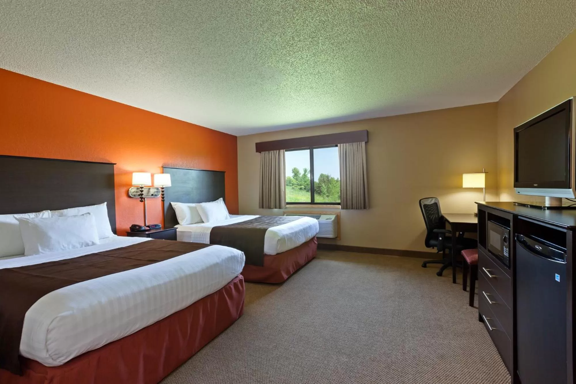 Photo of the whole room, Bed in AmericInn by Wyndham Algona