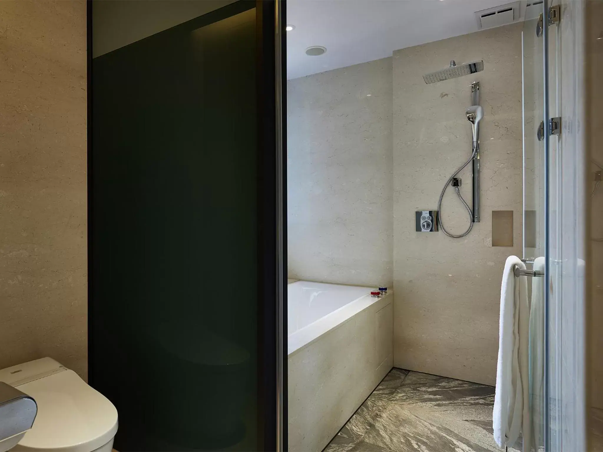 Shower, Bathroom in The Tango Hotel Taipei Jiantan