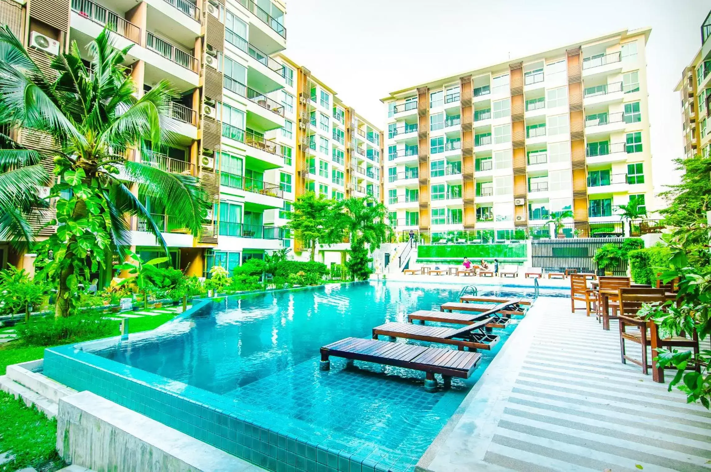 Swimming Pool in G Residence