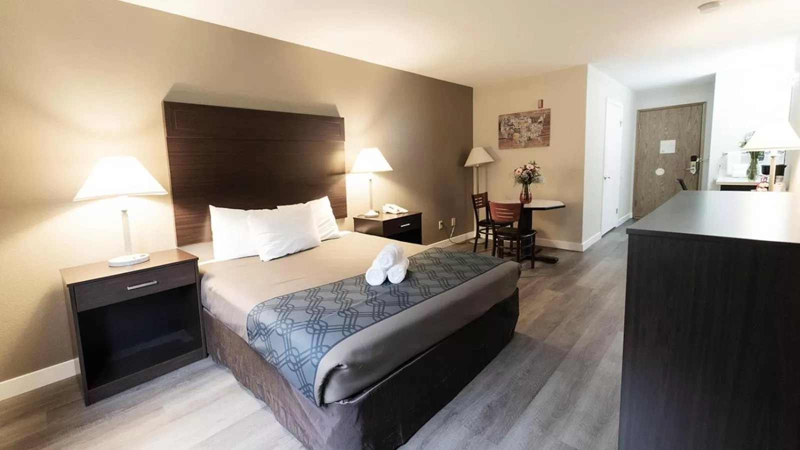 Bed in Ocean Star Inn