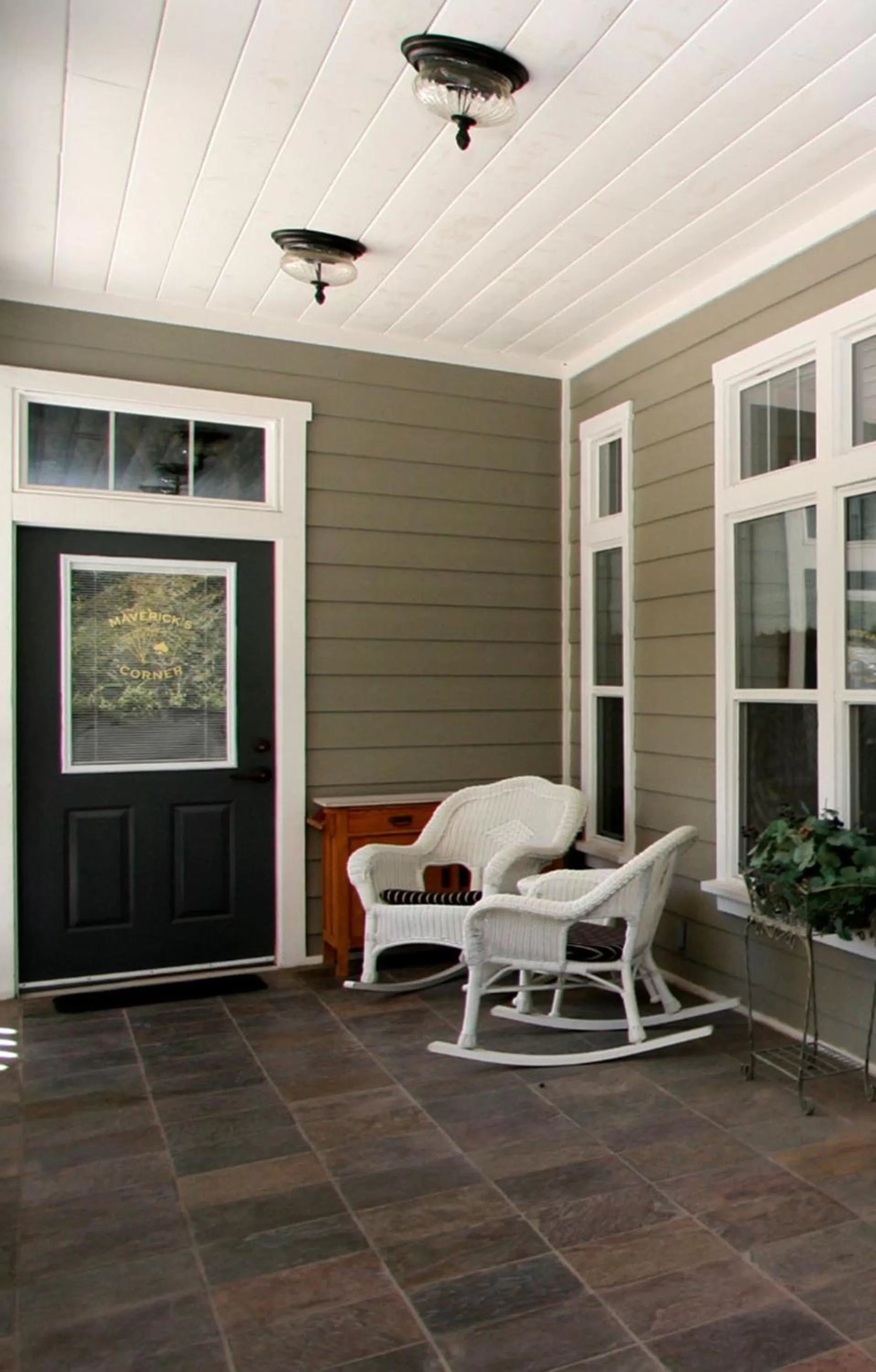 Seating area in ForFriends Inn Wine Country Bed and Breakfast