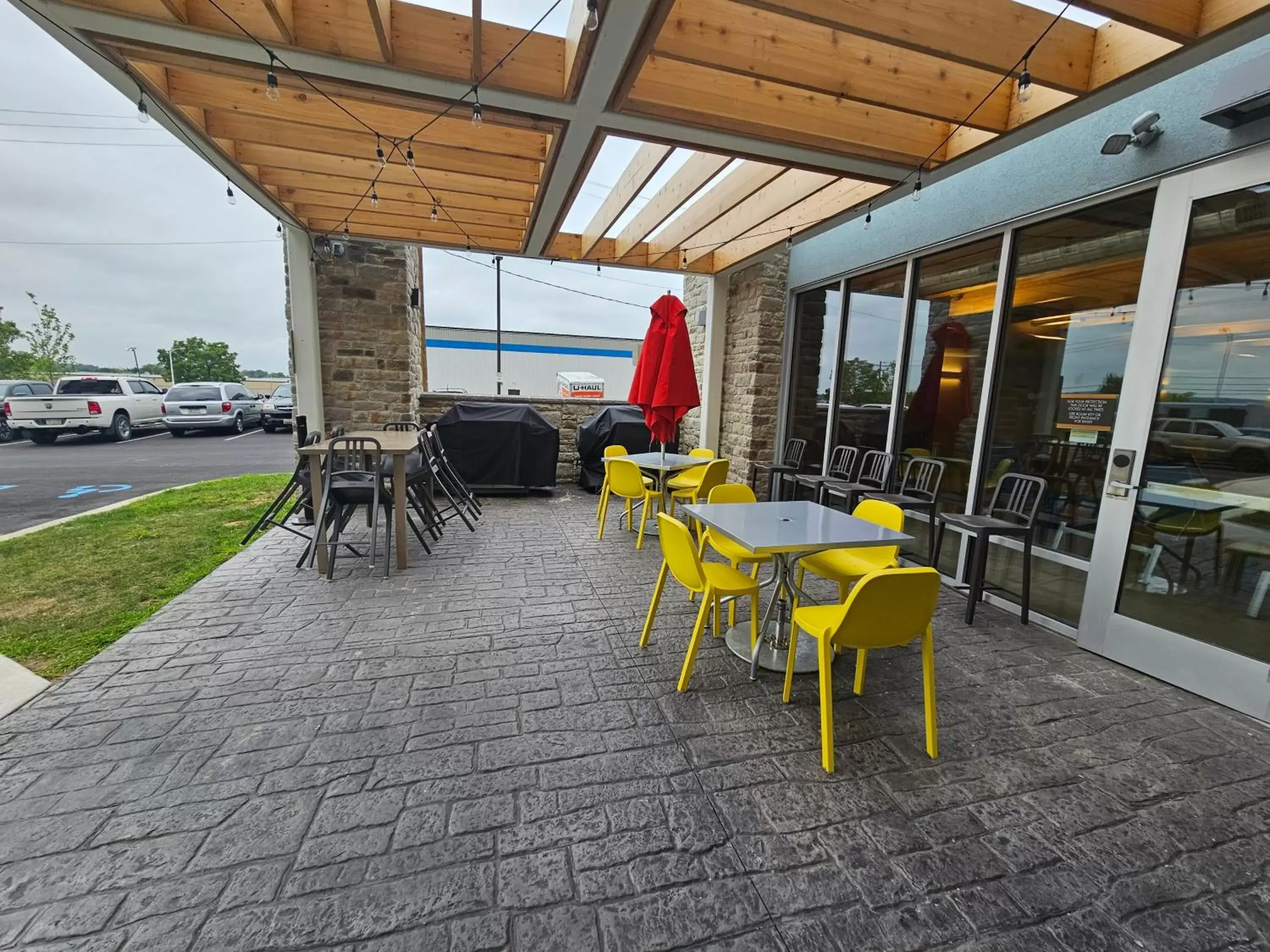 Patio in Home2 Suites By Hilton Allentown Bethlehem Airport