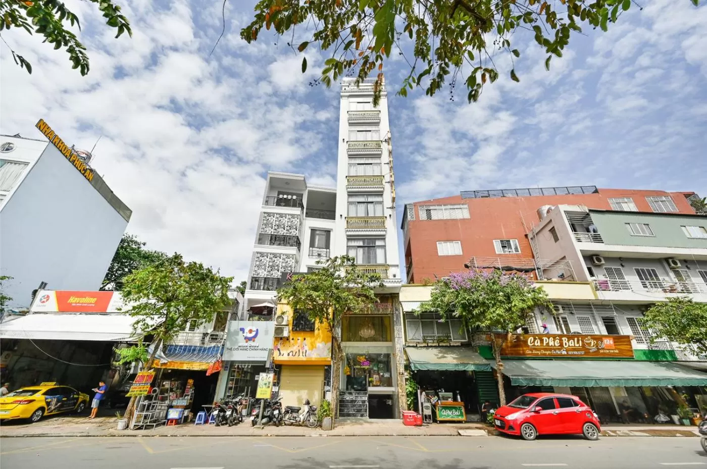 Property building in Lotus Airport Hotel Saigon