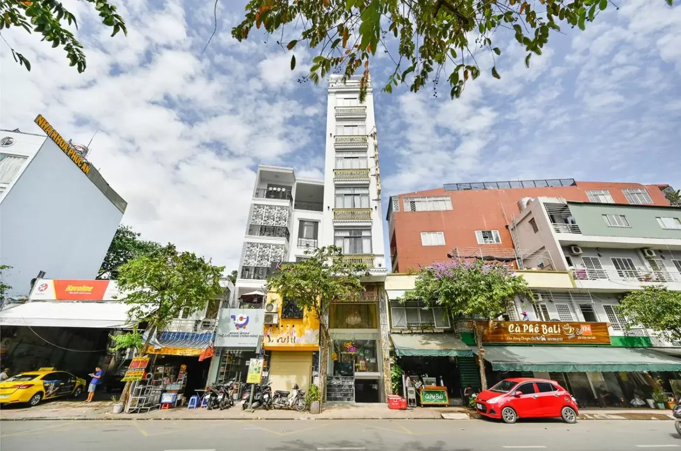 Property building in Lotus Airport Hotel Saigon Property building in Lotus Airport Hotel Saigon
