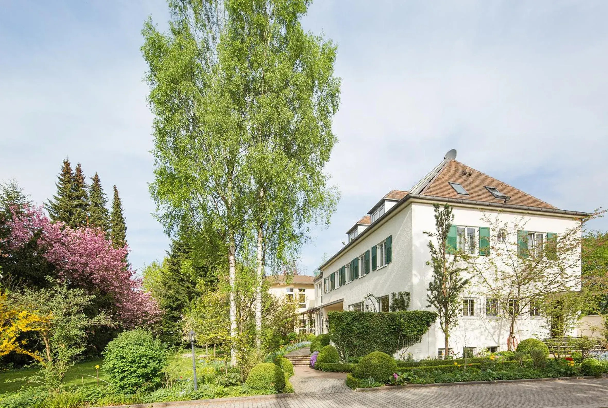 Facade/entrance, Property Building in Villa Arborea