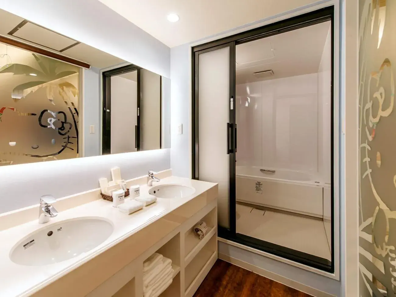 Bathroom in Hotel Okinawa With Sanrio Characters