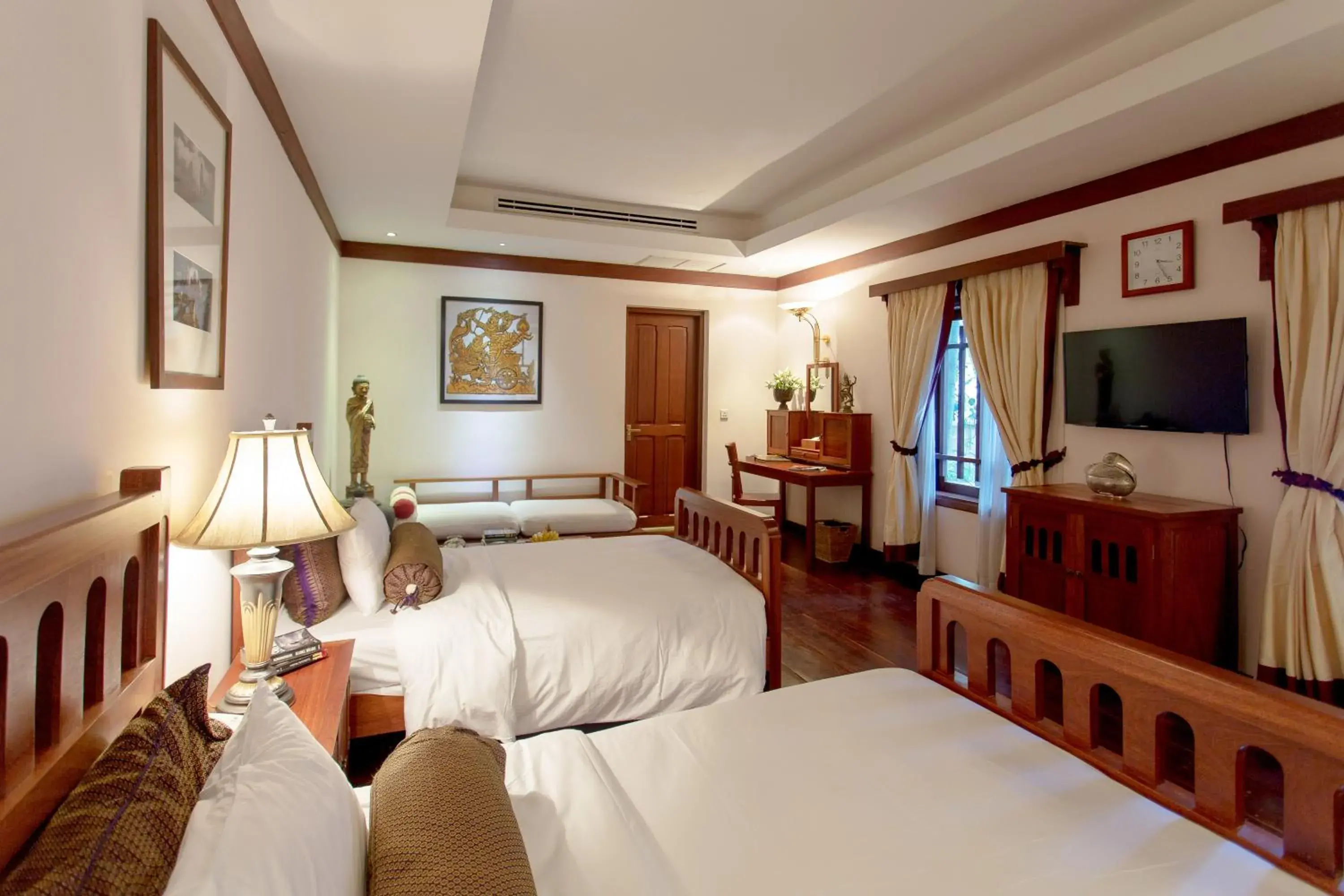 bunk bed in Royal Angkor Resort & Spa