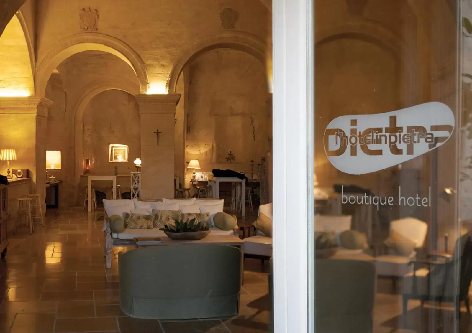 Lobby or reception, Restaurant/Places to Eat in L'Hotel In Pietra