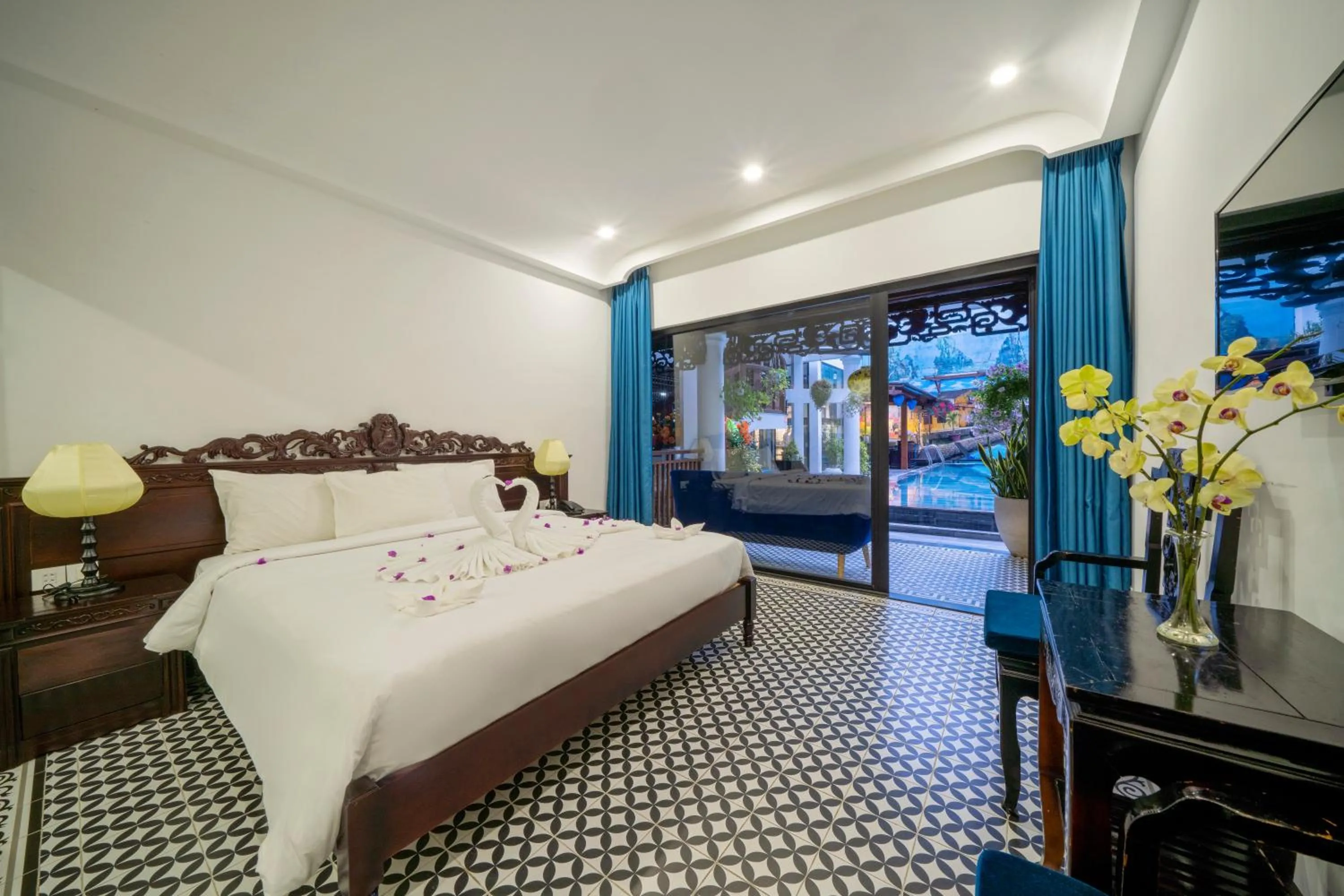 Bedroom, Bed in Thanh Binh Central Hotel
