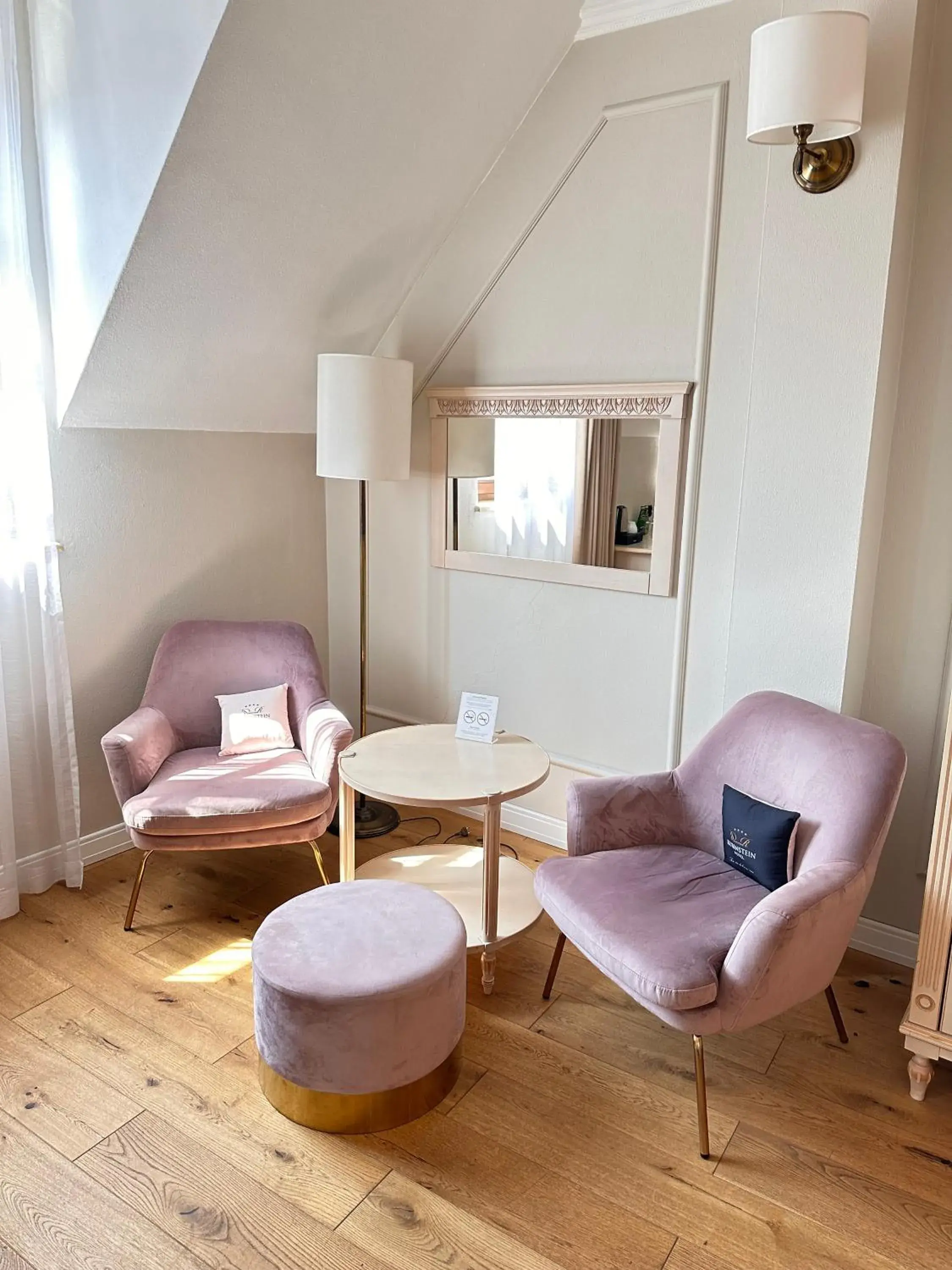 Seating Area in Hotel Rubinstein