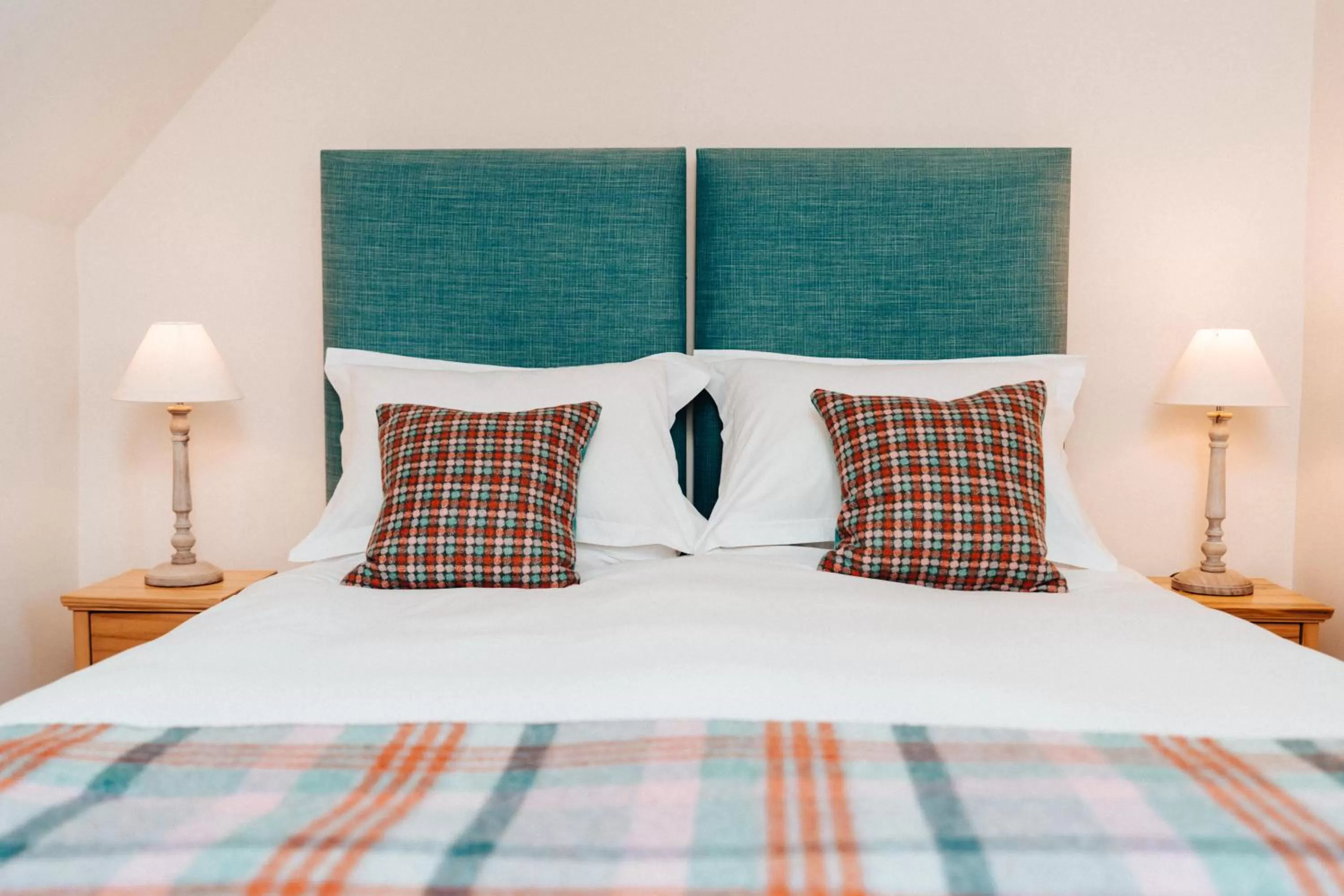 Bed in Cat and Custard Pot Inn