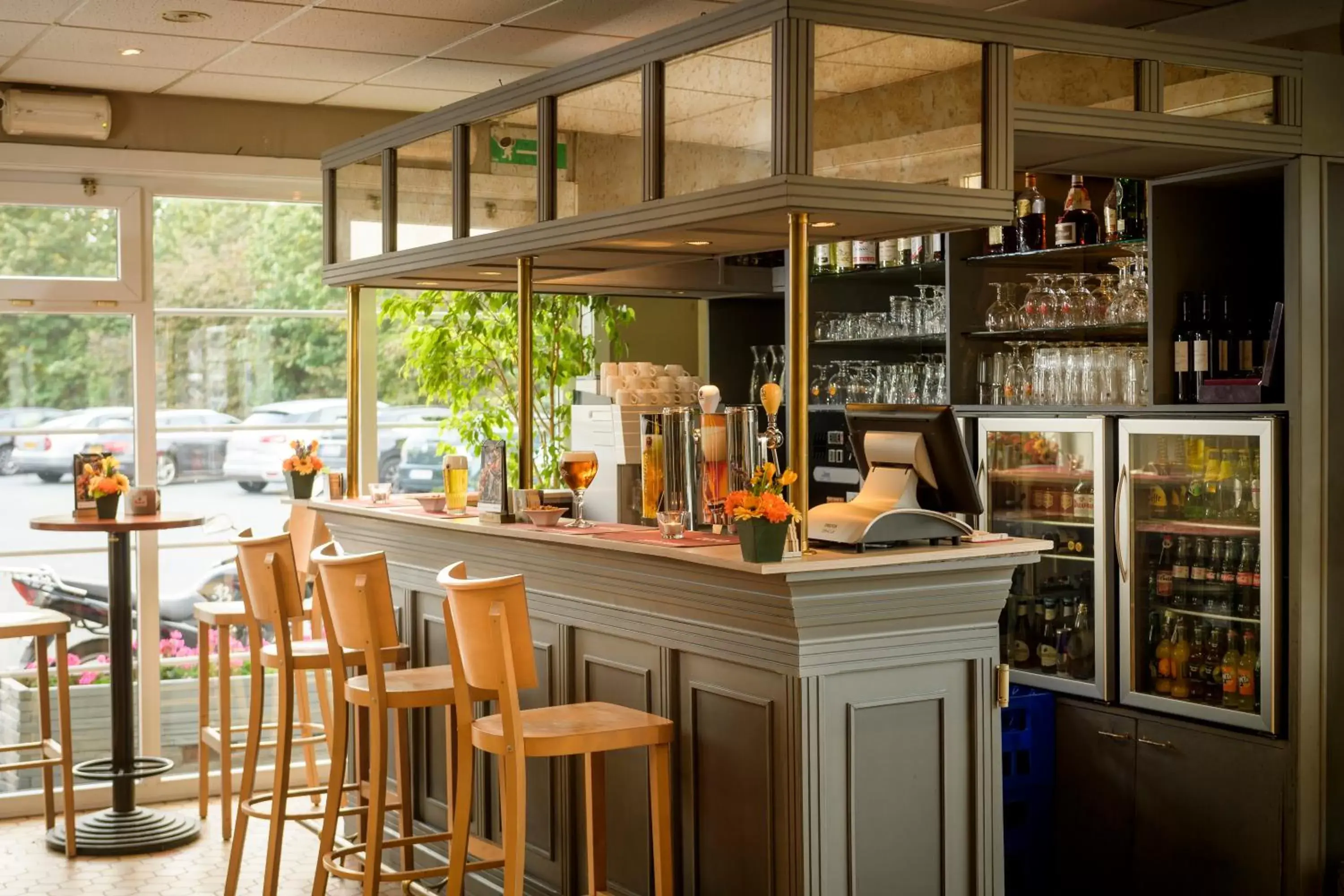Drinks, Restaurant/Places to Eat in Campanile Hotel & Restaurant Brussels Vilvoorde