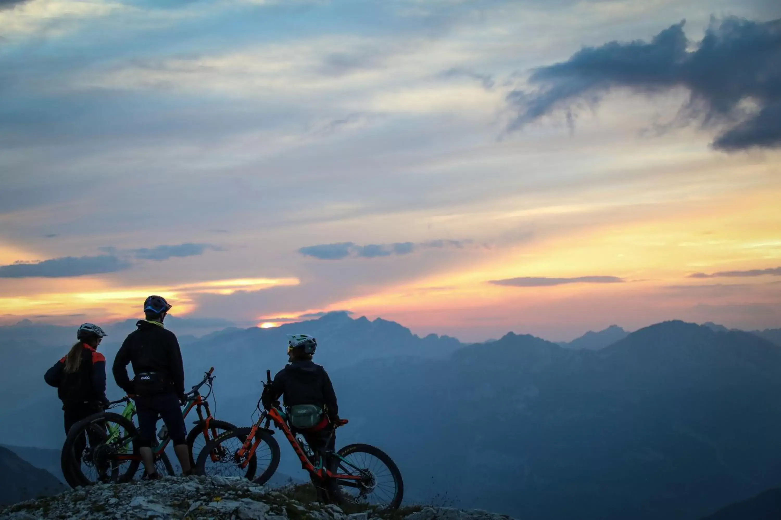 Cycling, Biking in Aves Arosa