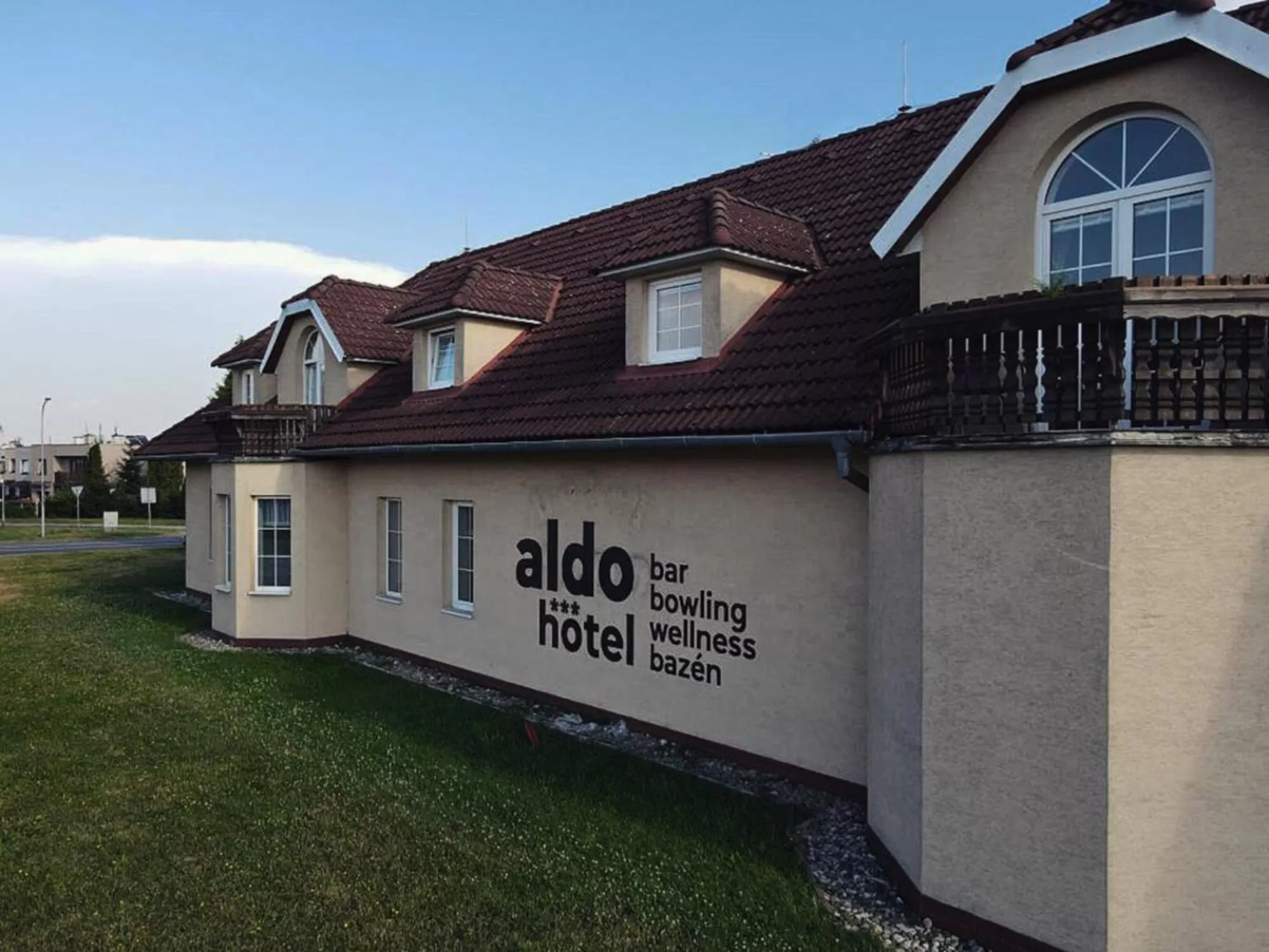 Property building in Hotel Aldo