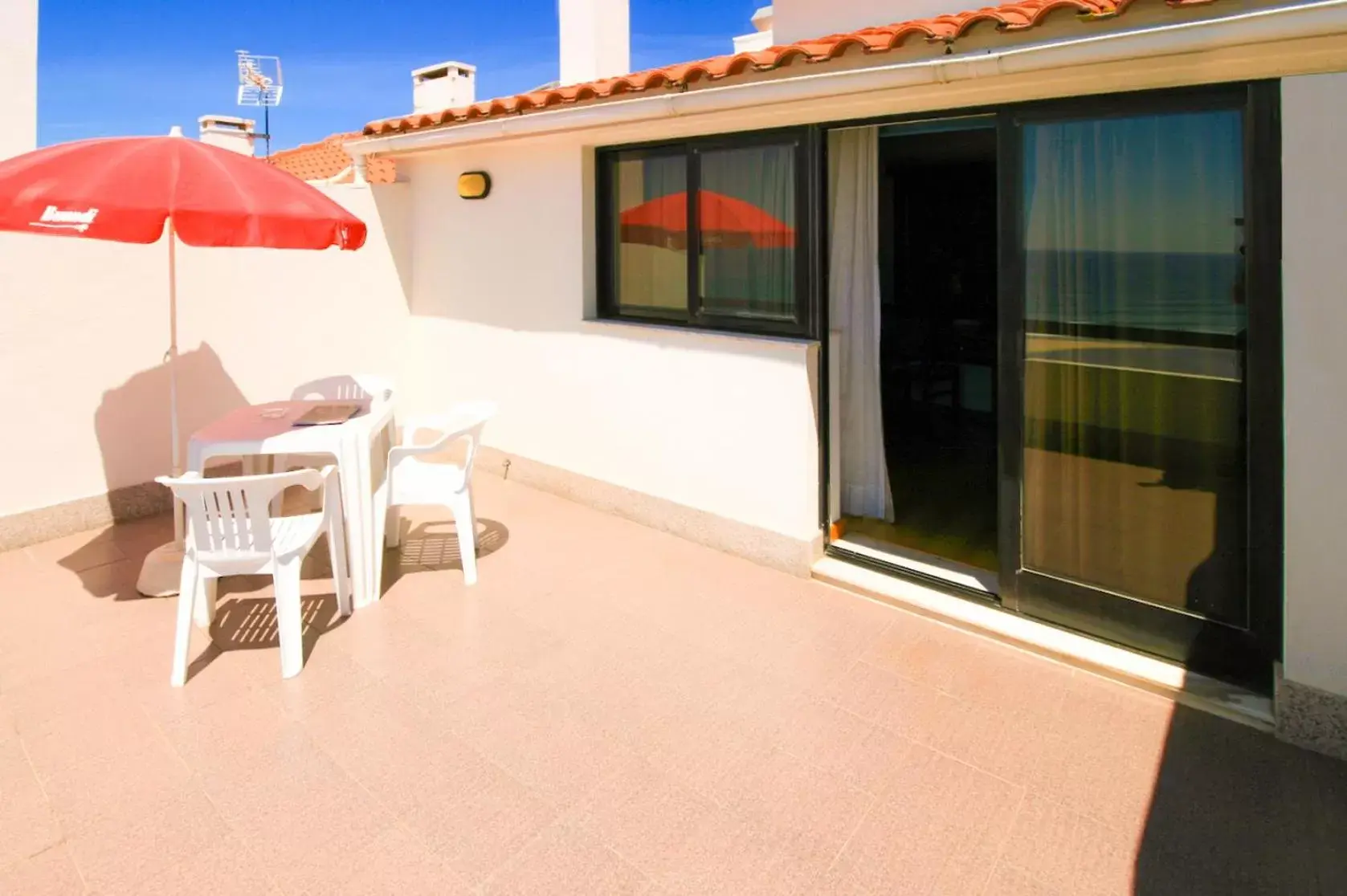 Balcony/Terrace in Albergaria Quim Barreiros