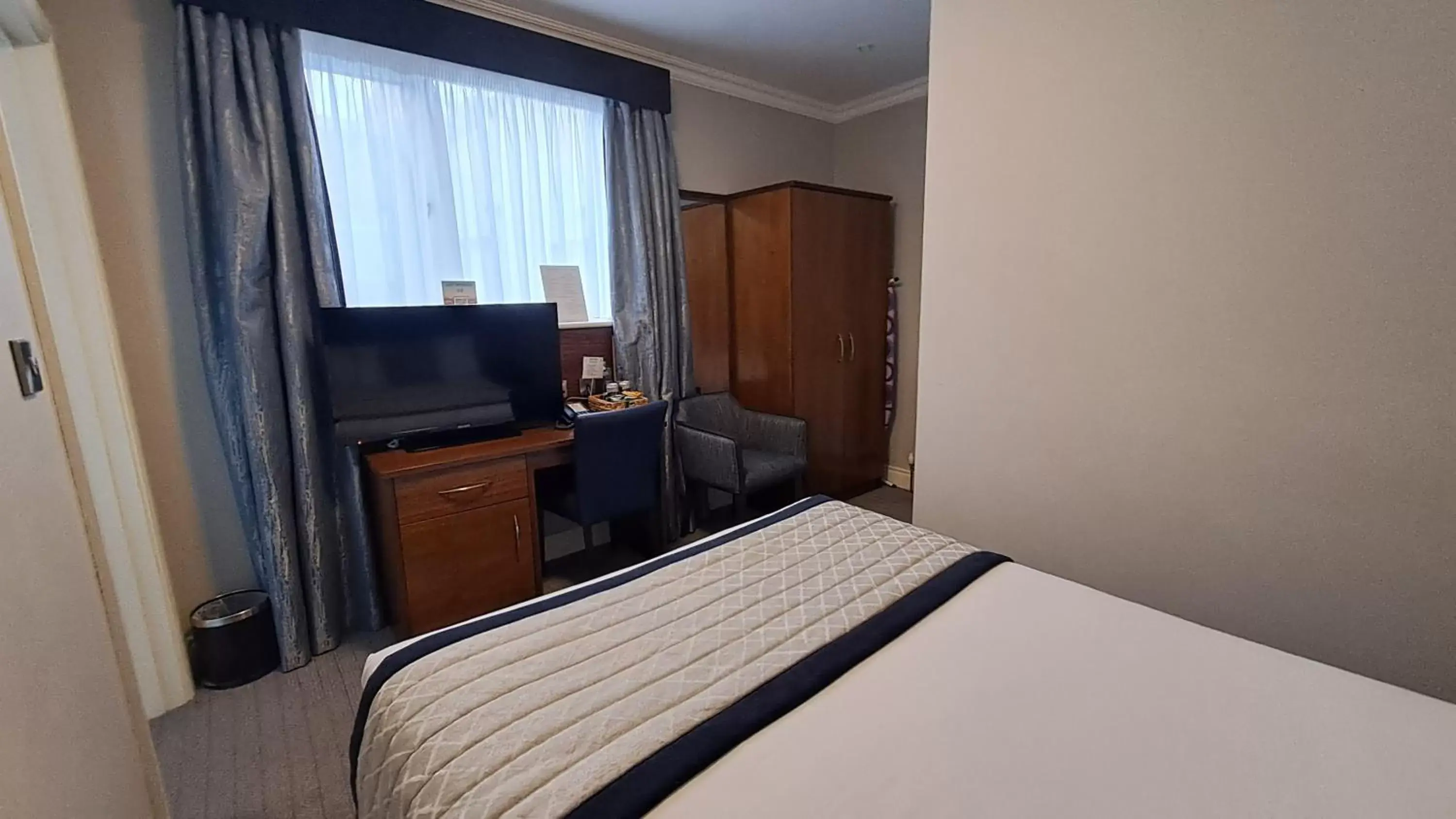 Deluxe Single Room - single occupancy in The Western Hotel