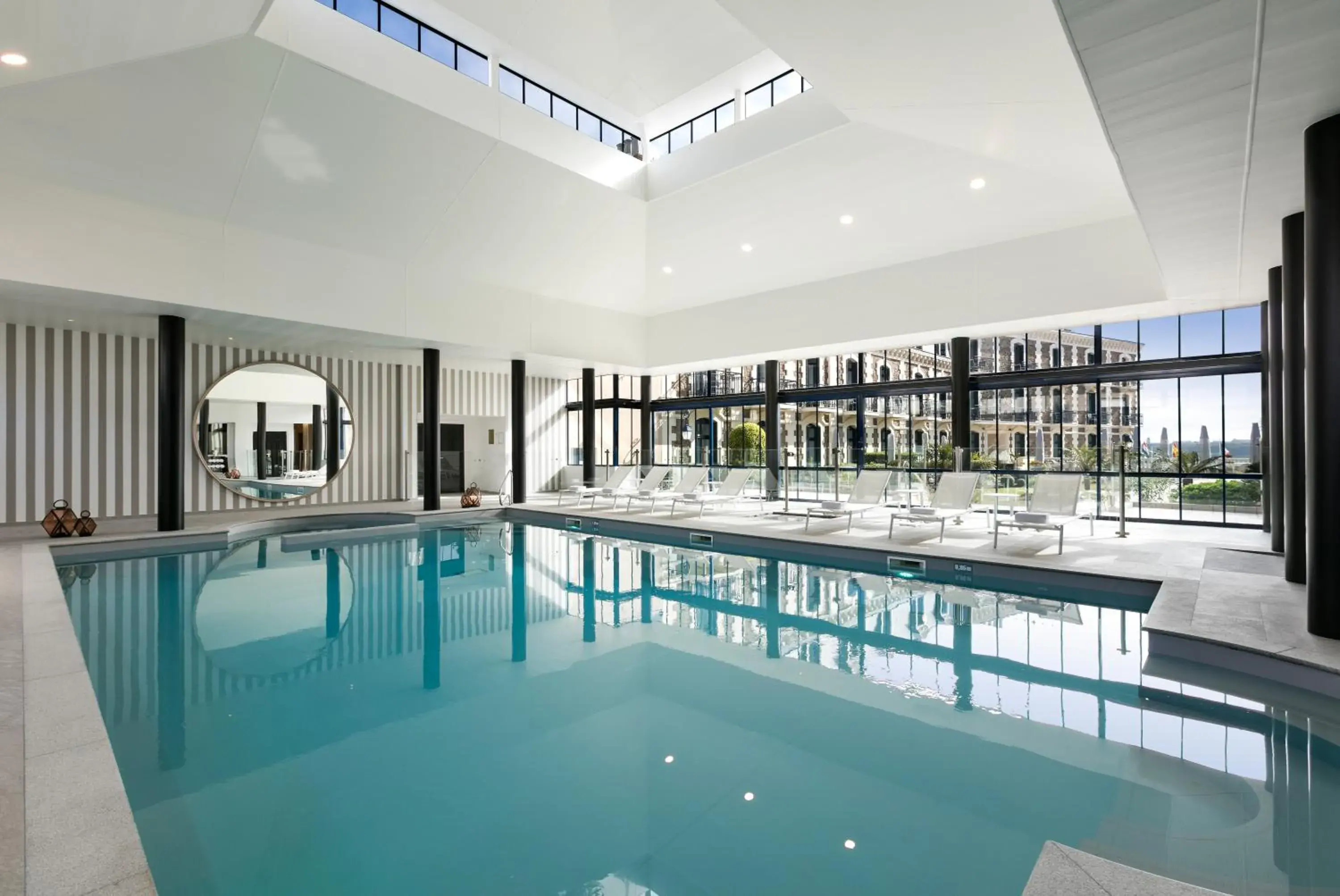 Spa and wellness centre/facilities, Swimming Pool in Hotel Barriere Le Grand Hotel Dinard