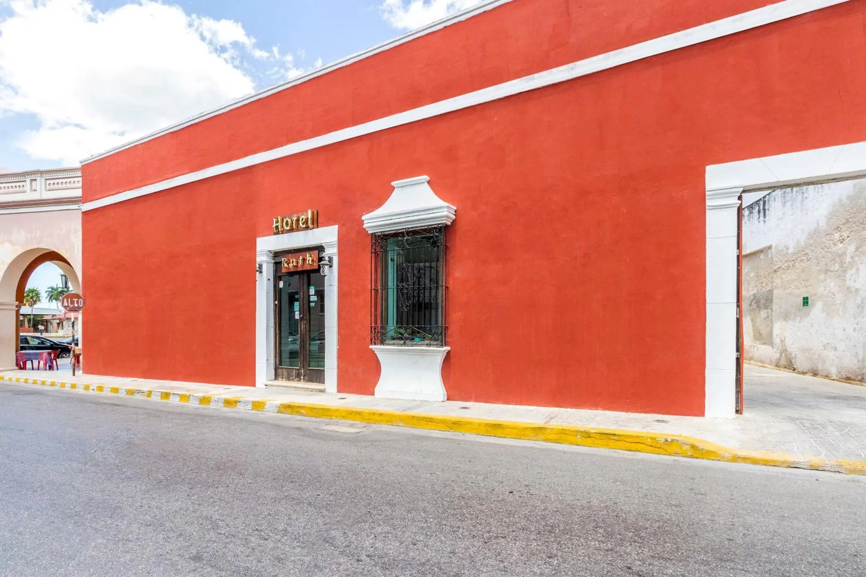 Facade/entrance, Property Building in Hotel Rath