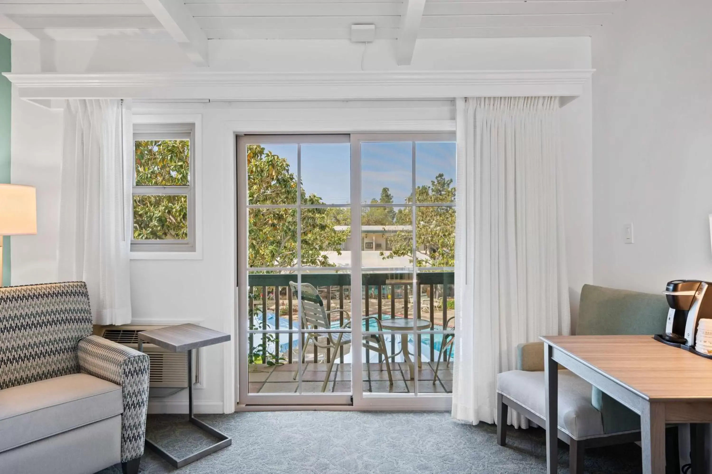 Seating Area in Best Western Plus Santa Barbara