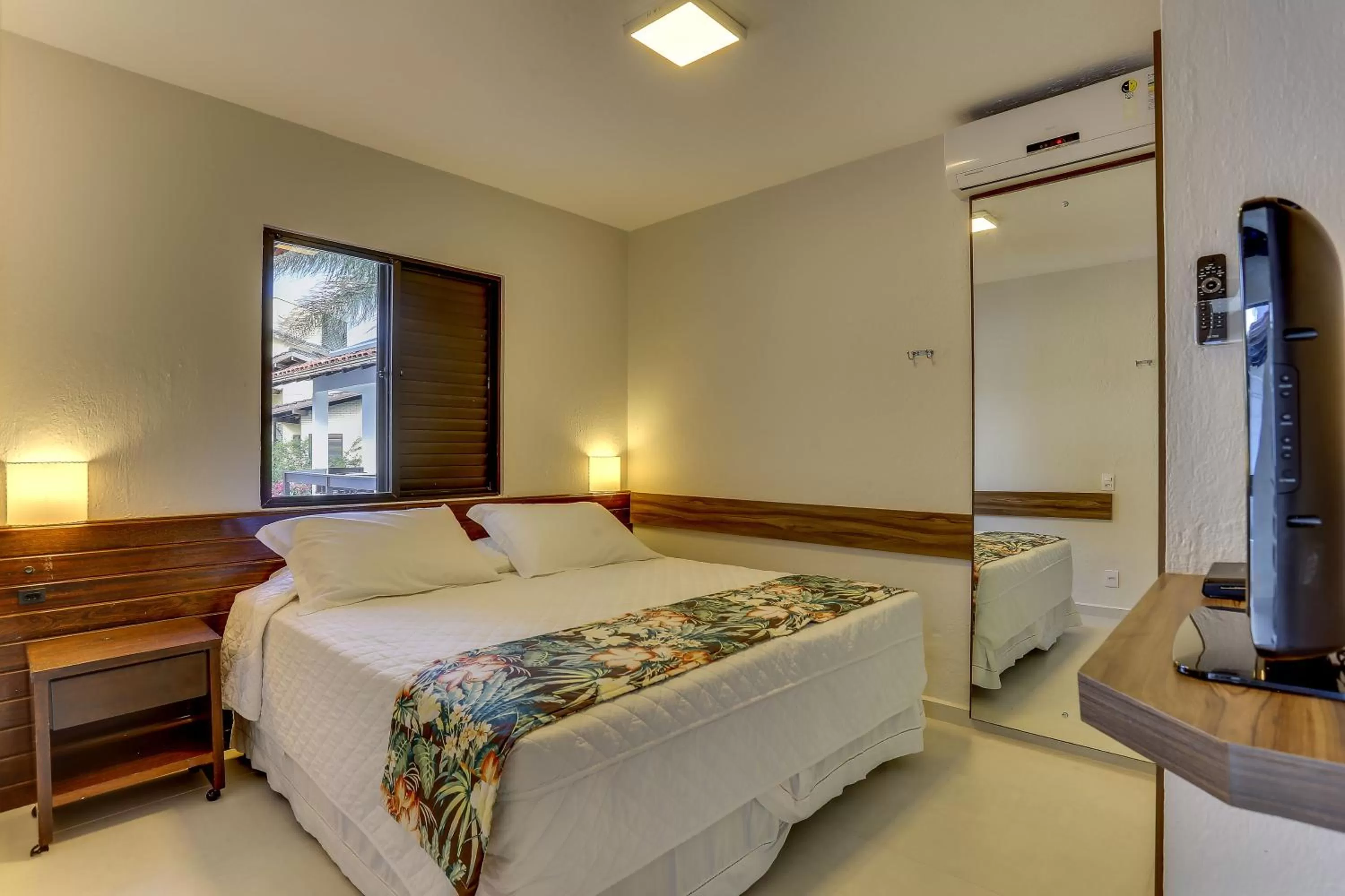 Bedroom, Bed in Hotel Sete Ilhas
