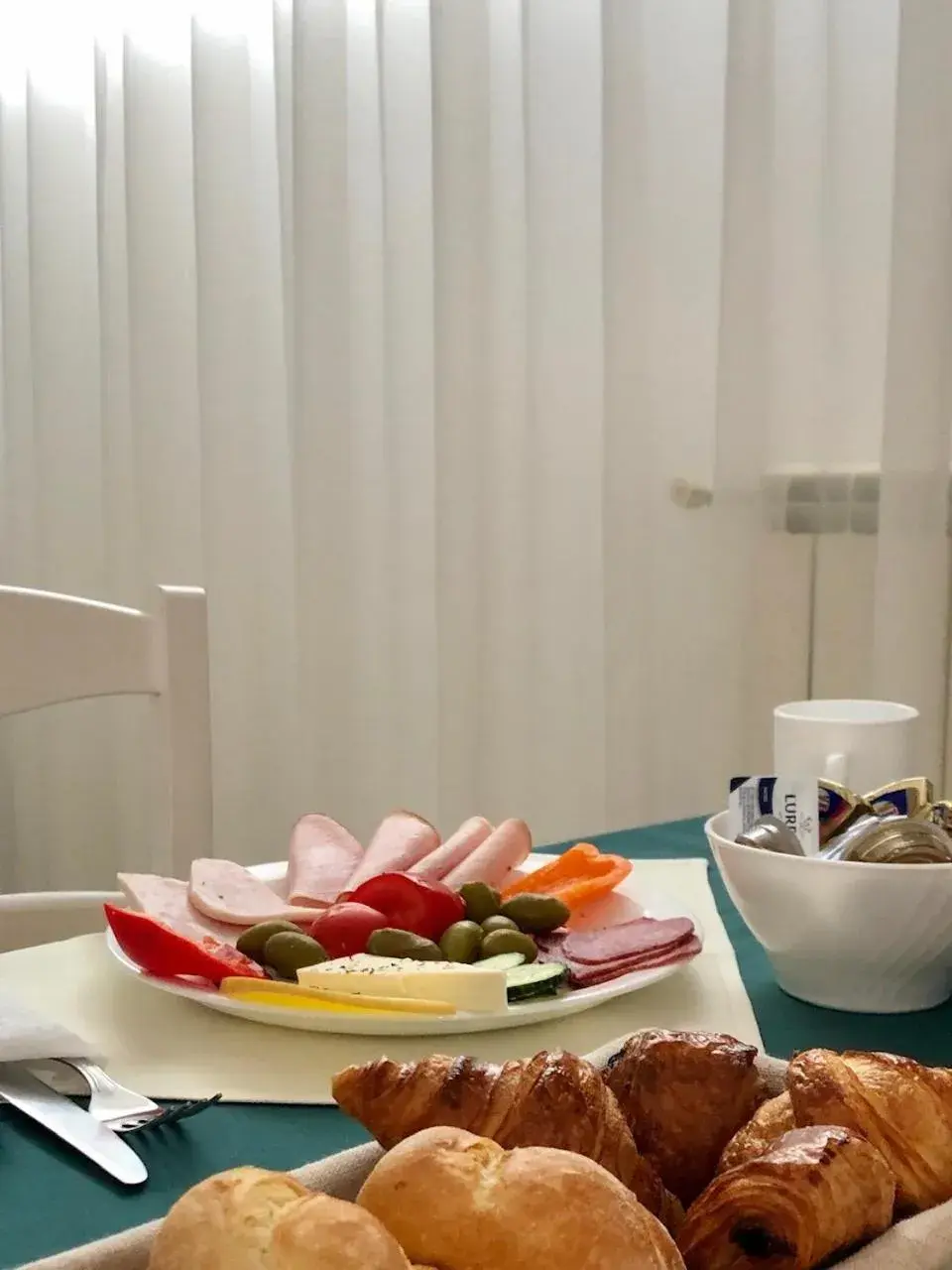 Breakfast in London Hotel
